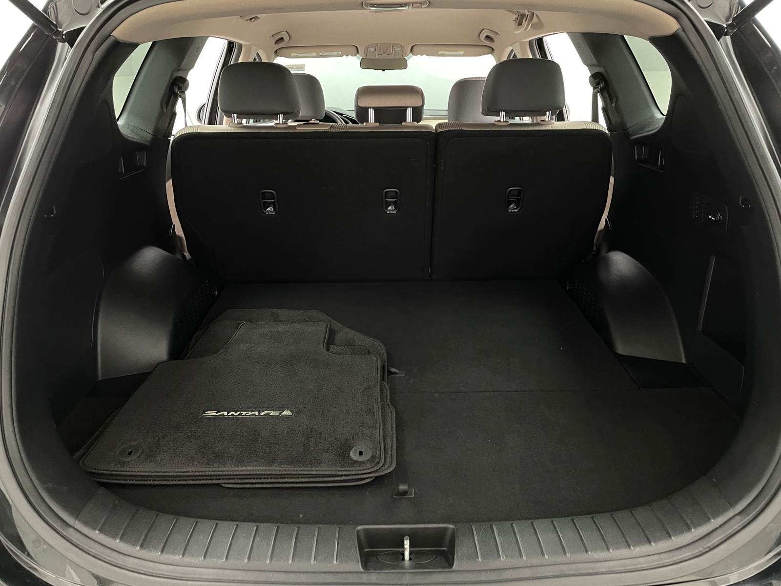 Thumbnail: 2019 Hyundai Santa Fe - 7