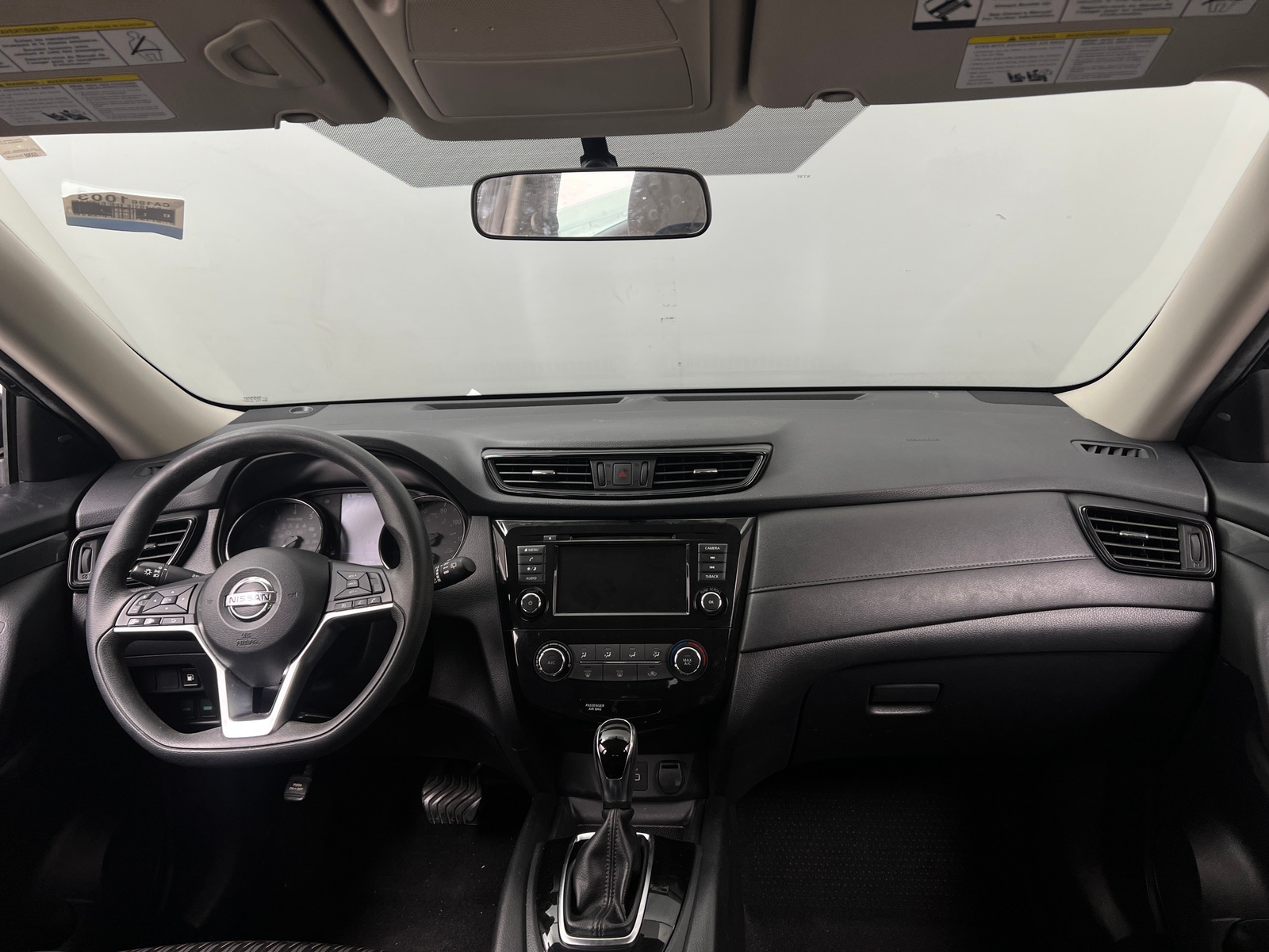 Thumbnail: 2018 Nissan Rogue - 3