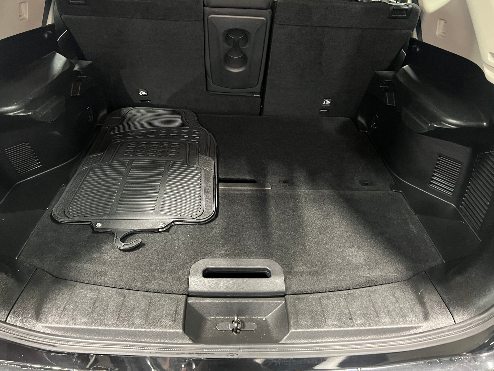 Thumbnail: 2018 Nissan Rogue - 7