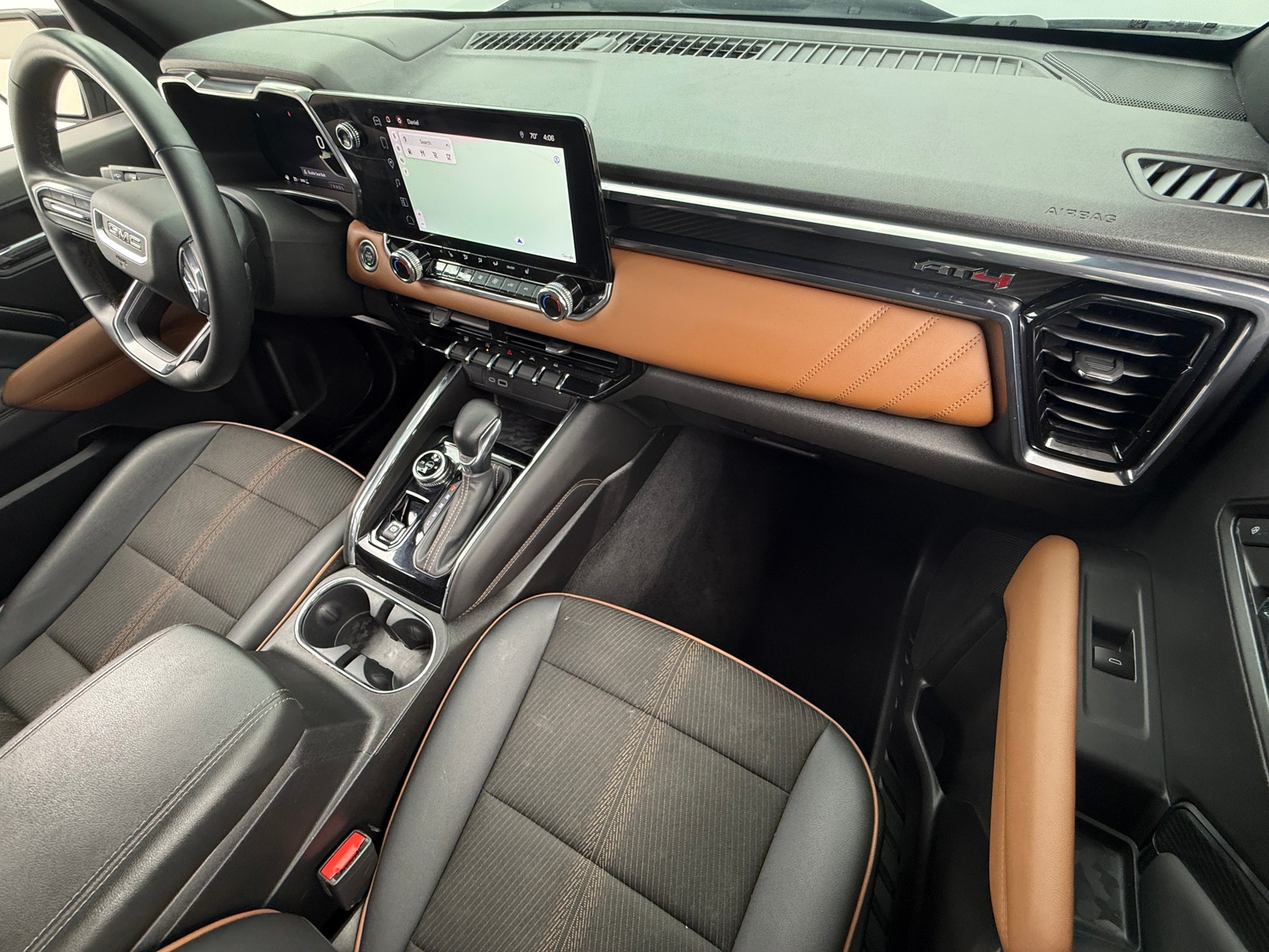 Thumbnail: 2024 GMC Canyon - 3