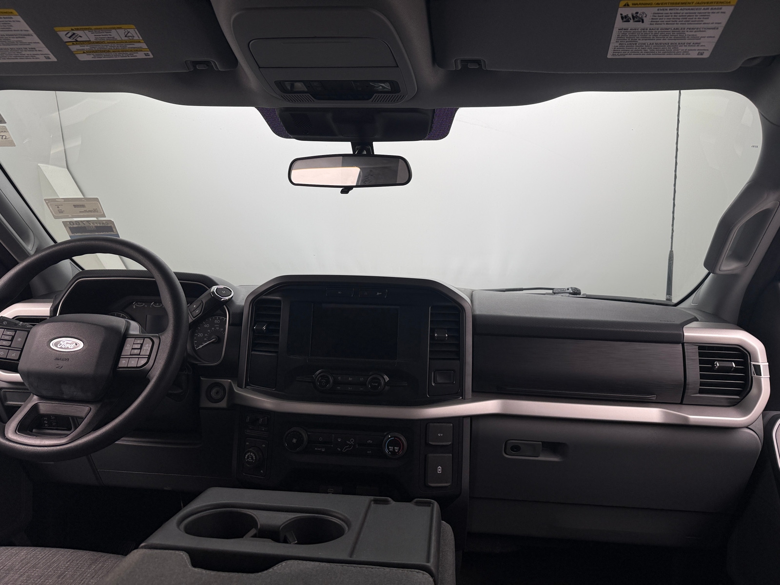 Thumbnail: 2022 Ford Econoline - 3