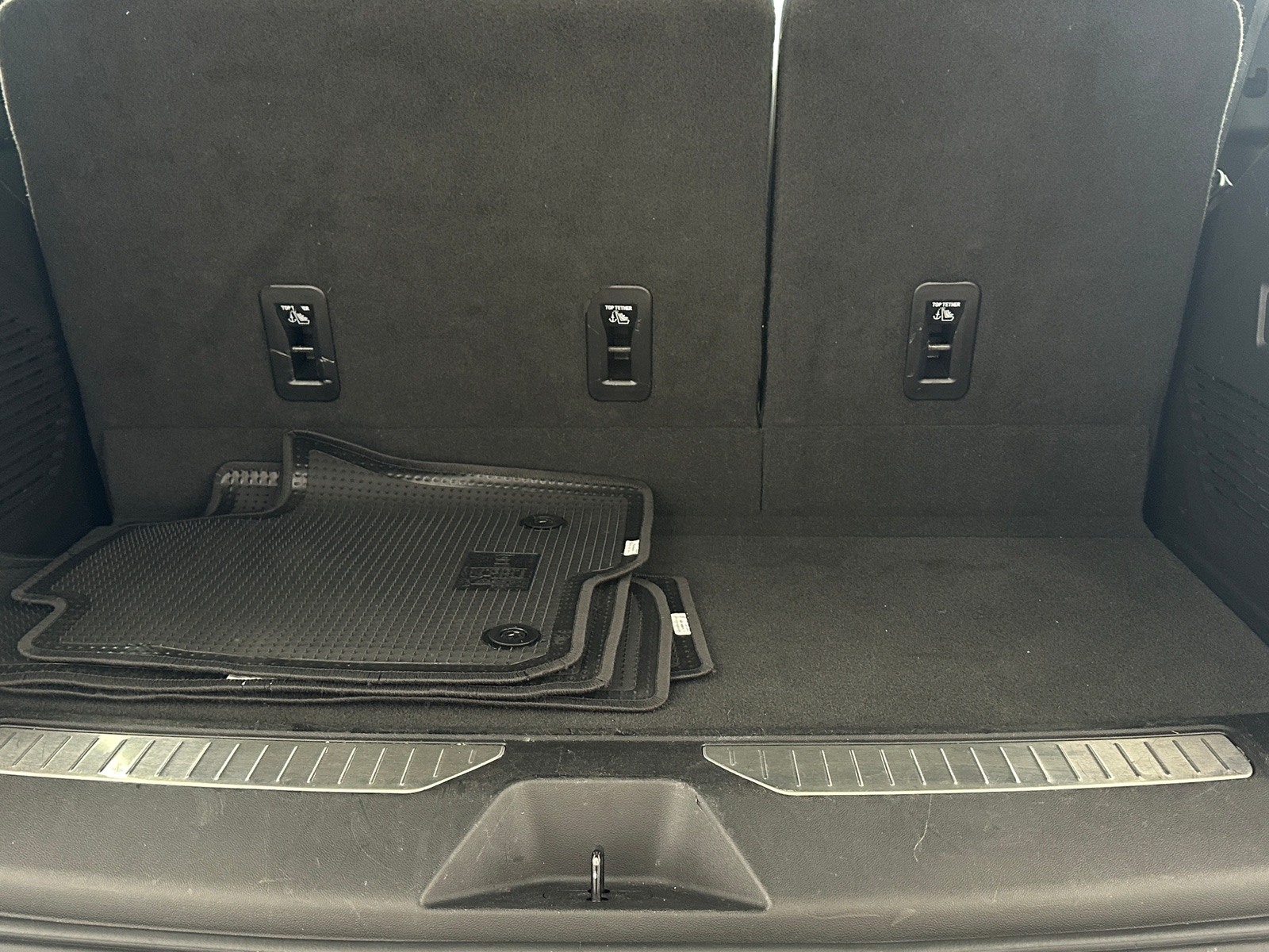 Thumbnail: 2022 Chevrolet Tahoe - 6