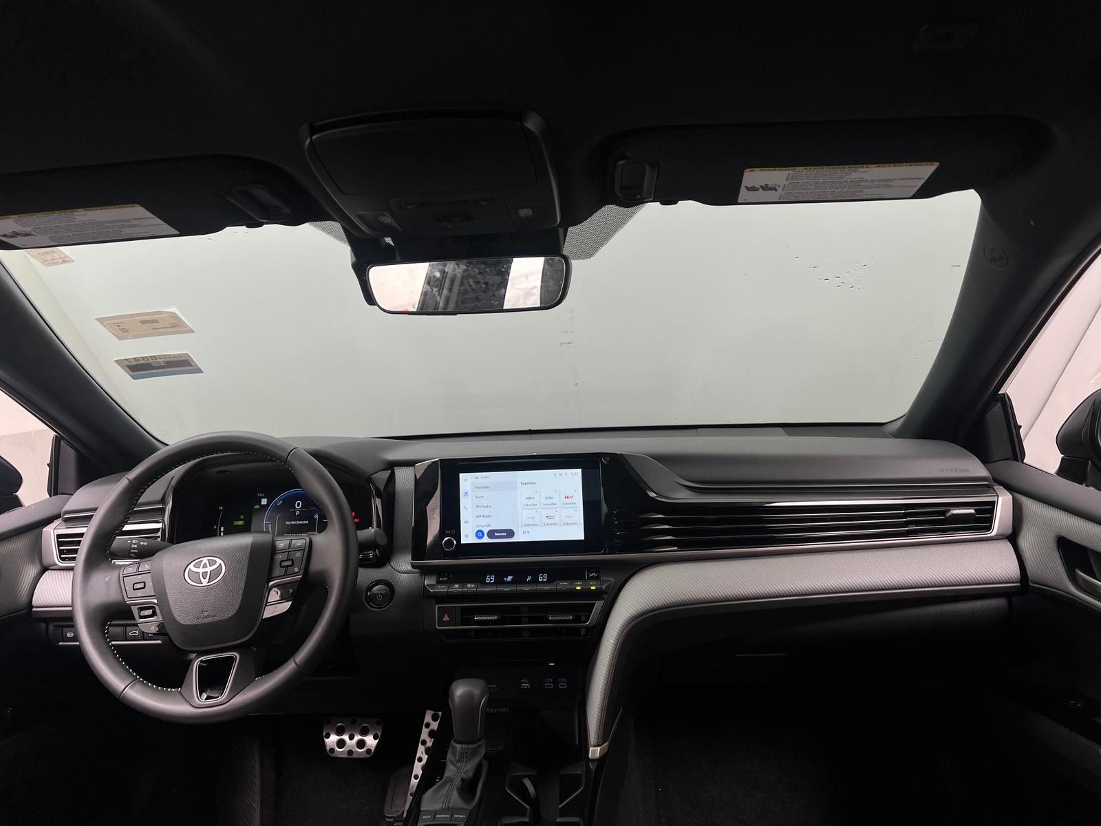 Thumbnail: 2025 Toyota Camry - 3