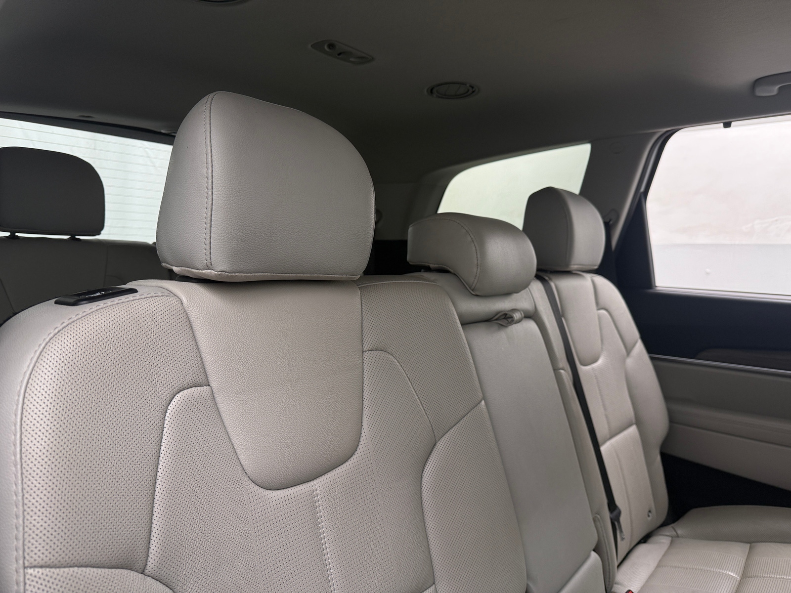 Thumbnail: 2020 Kia Telluride - 5