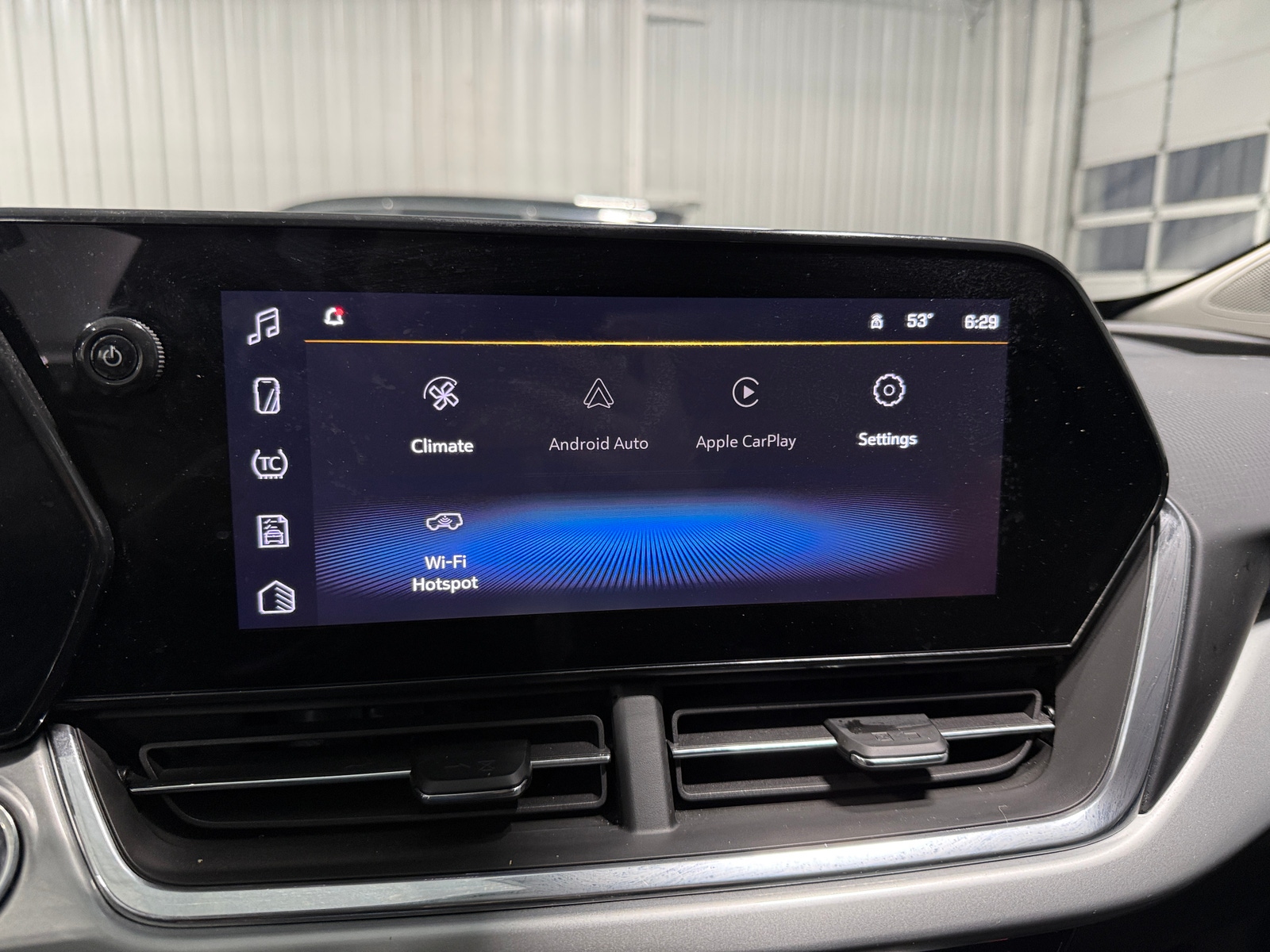 Thumbnail: 2025 Chevrolet Trax - 4