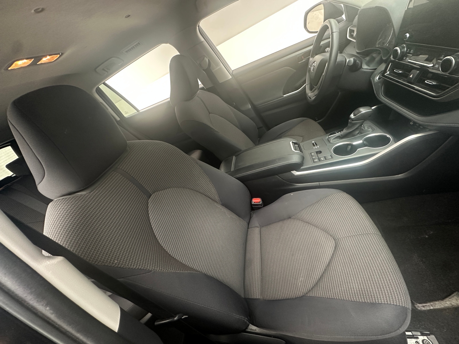 Thumbnail: 2025 Toyota Highlander - 2