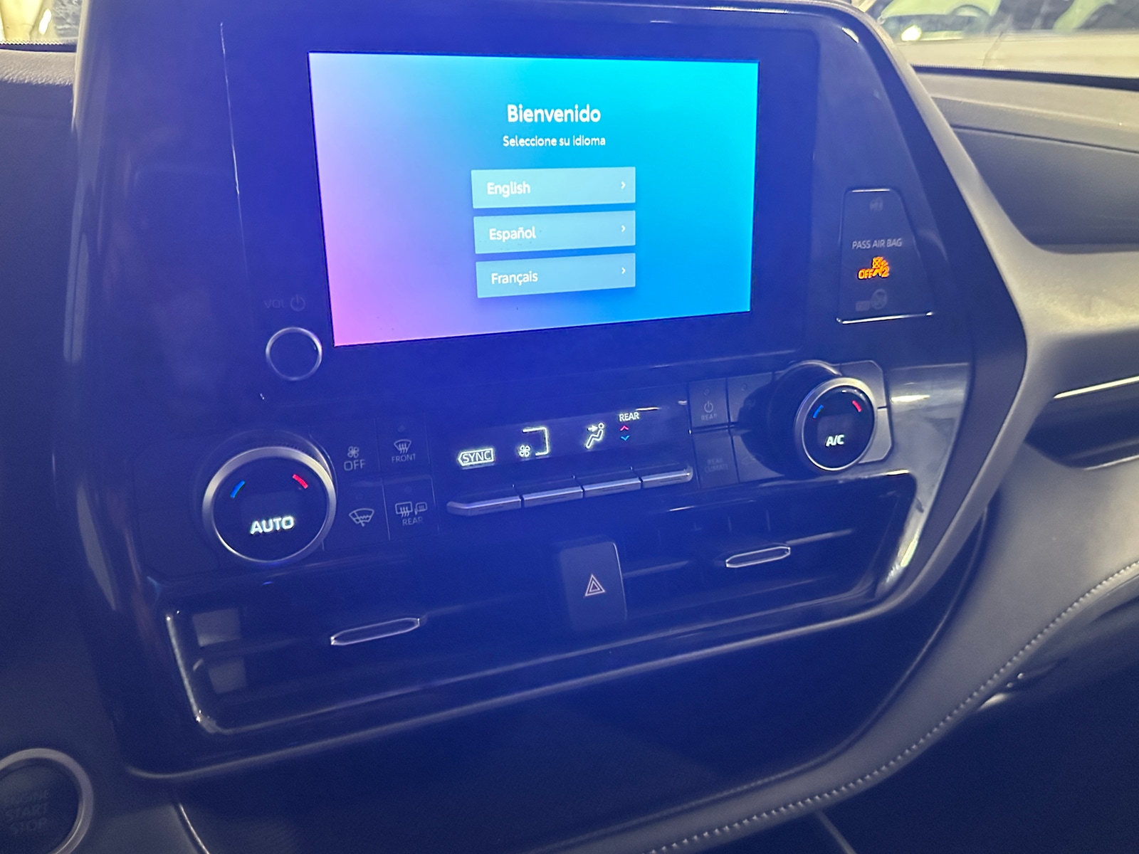 Thumbnail: 2025 Toyota Highlander - 4