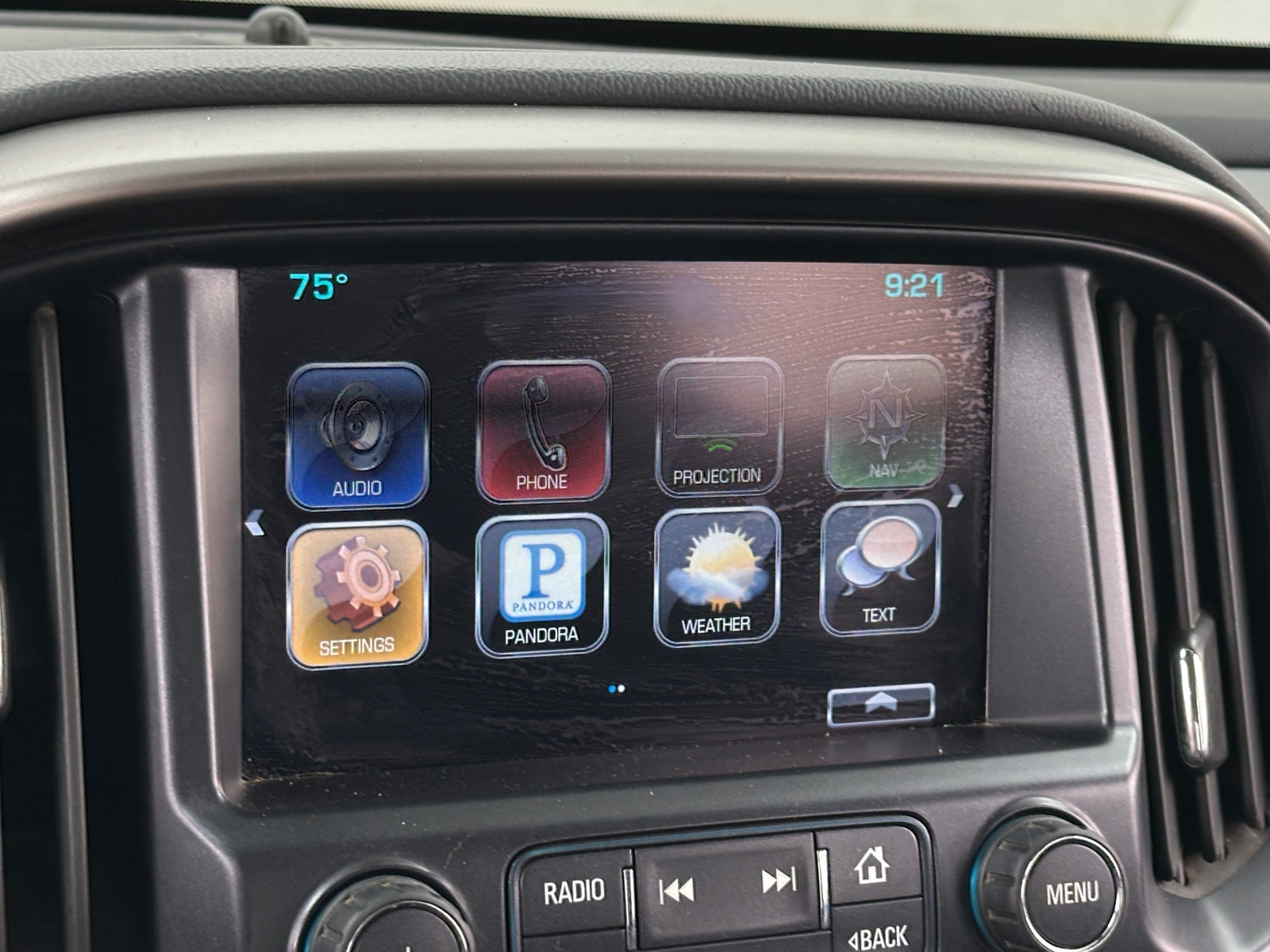 Thumbnail: 2016 Chevrolet Colorado - 3