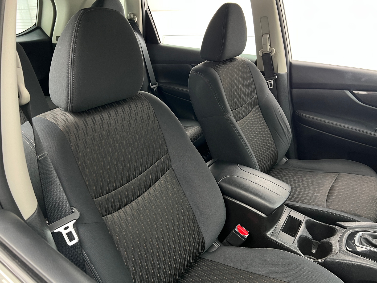 Thumbnail: 2018 Nissan Rogue - 2