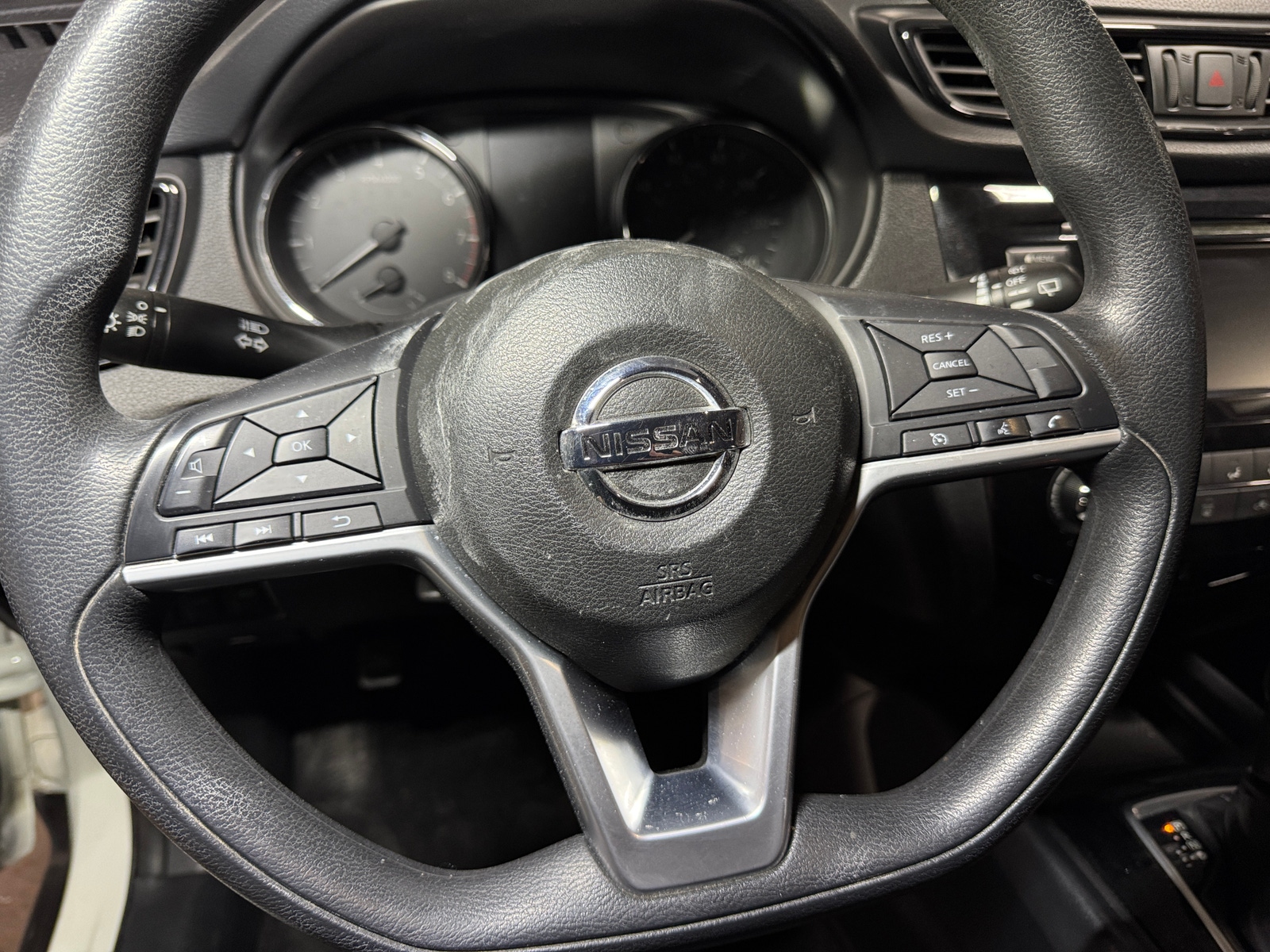 Thumbnail: 2018 Nissan Rogue - 5