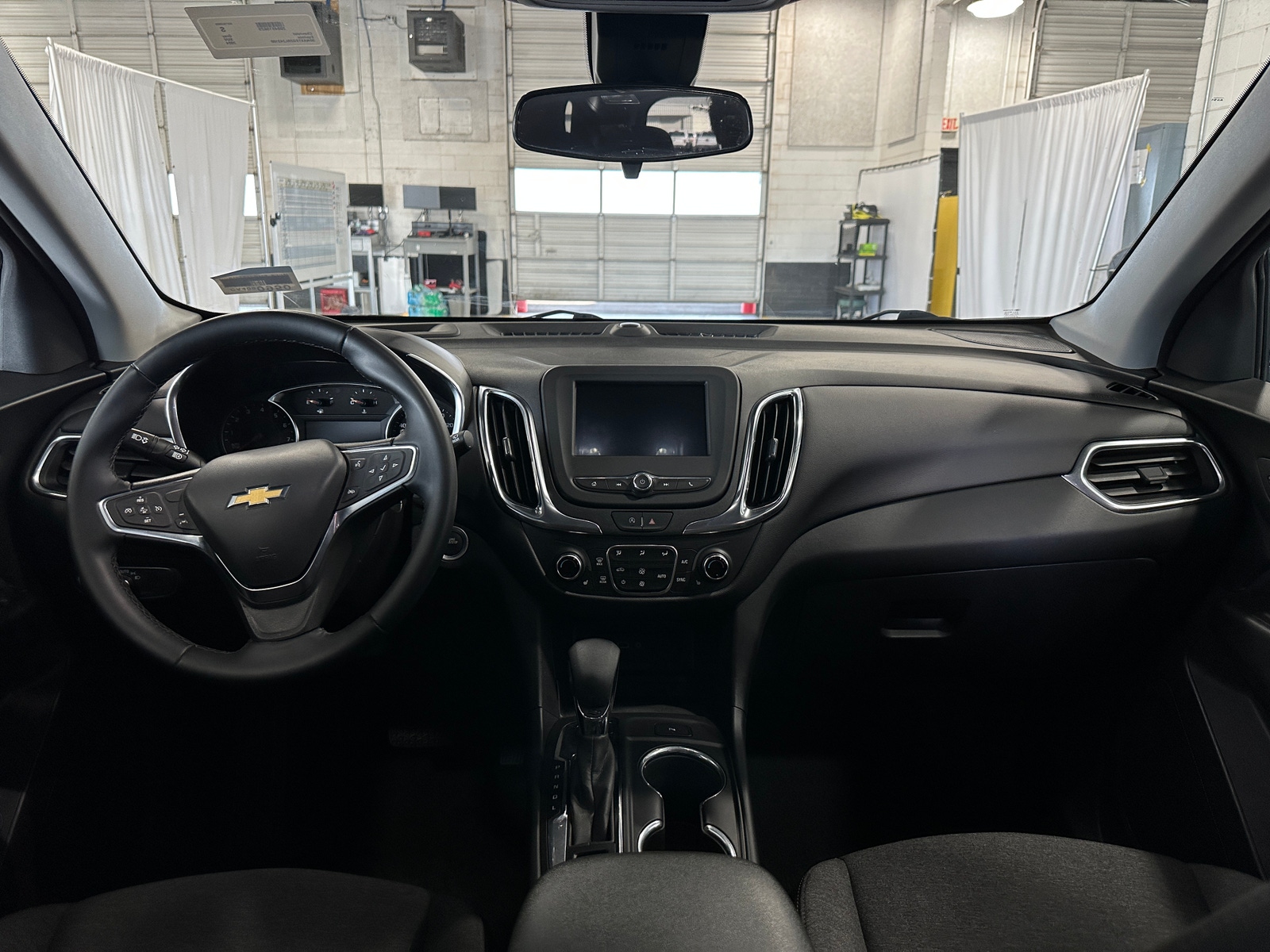 Thumbnail: 2024 Chevrolet Equinox - 3