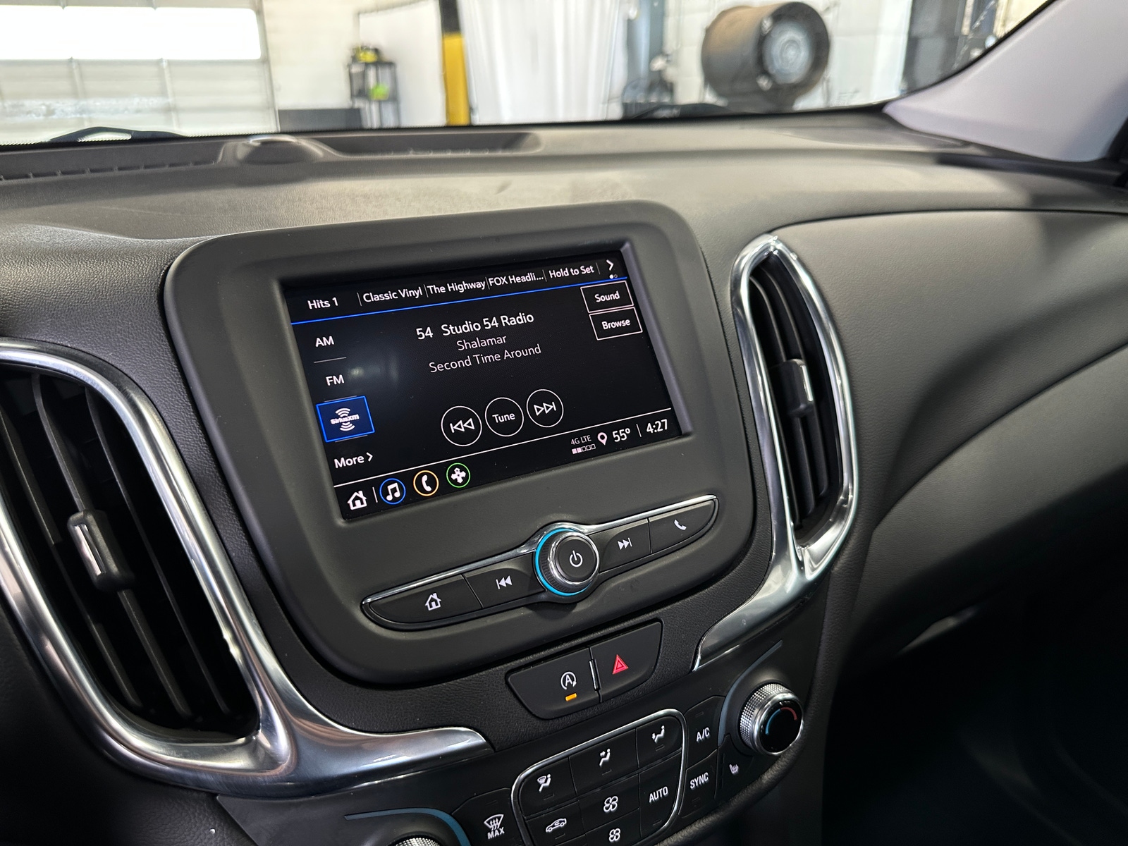 Thumbnail: 2024 Chevrolet Equinox - 4