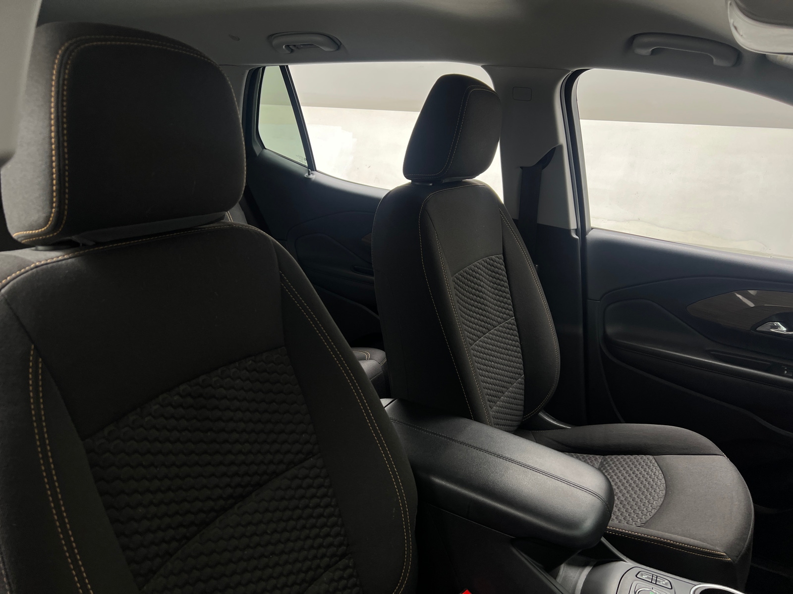 Thumbnail: 2020 GMC Terrain - 2