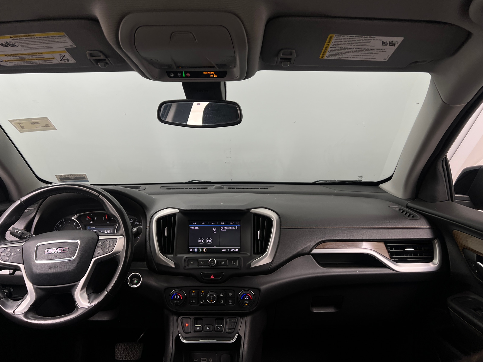 Thumbnail: 2020 GMC Terrain - 3