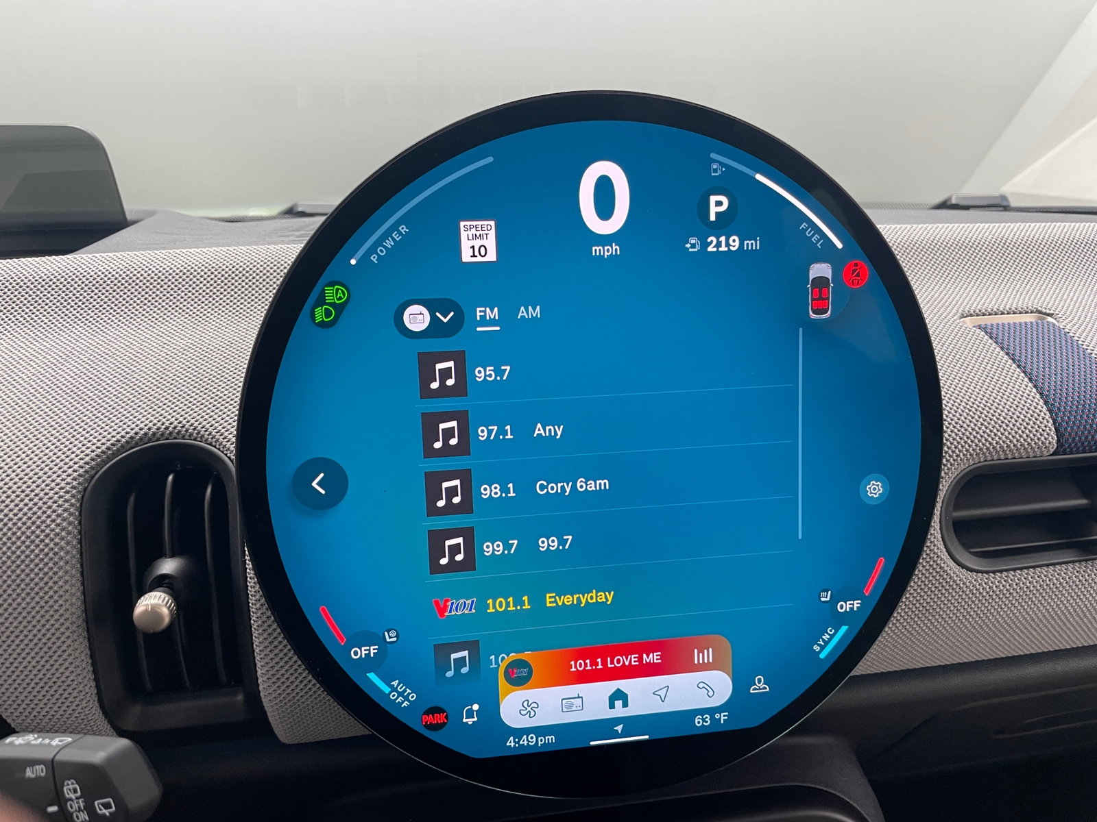 Thumbnail: 2025 MINI Cooper Hardtop - 3