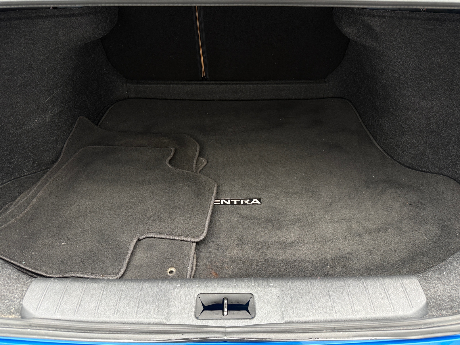 Thumbnail: 2020 Nissan Sentra - 6