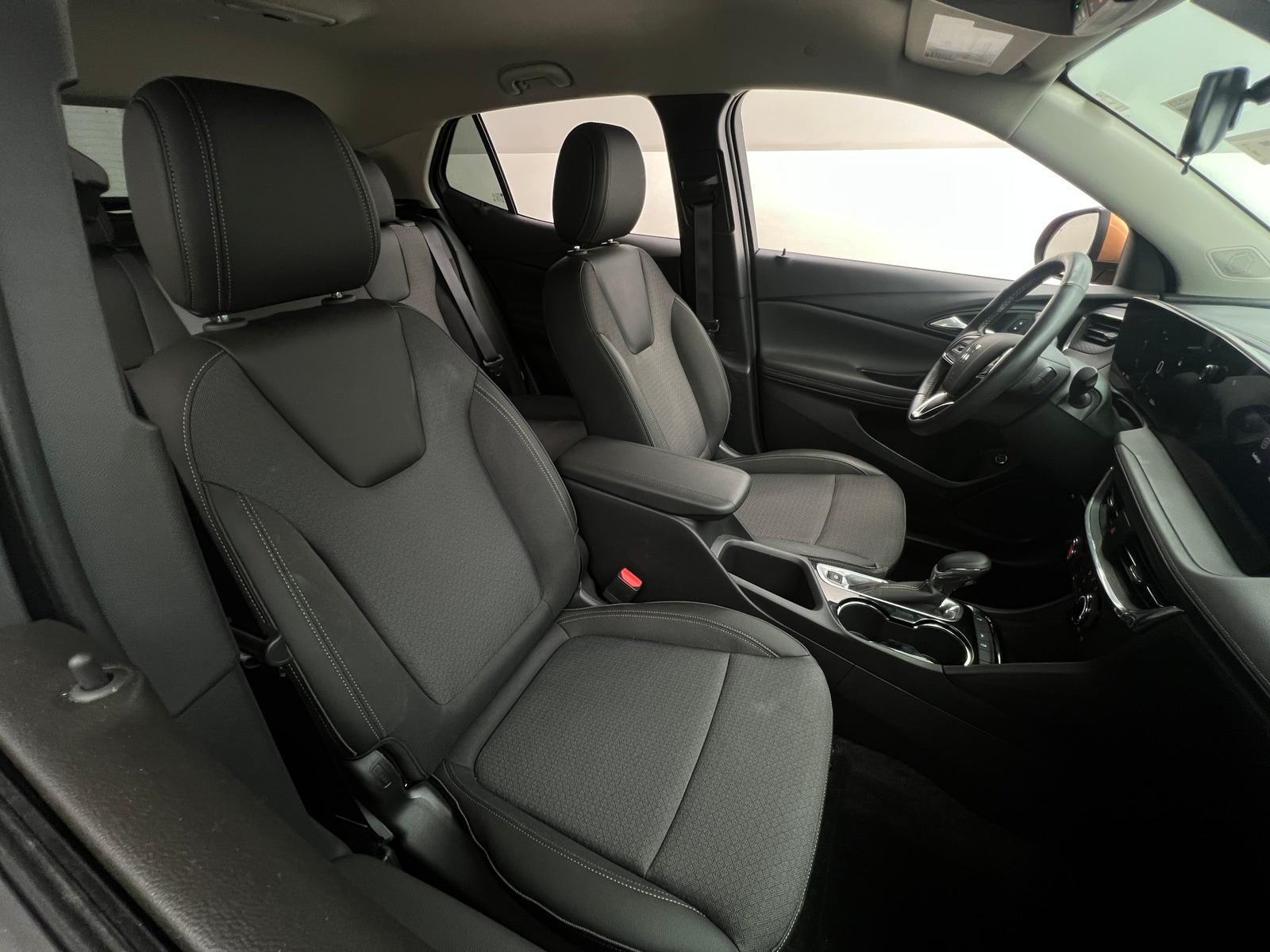 Thumbnail: 2025 Buick Encore GX - 2