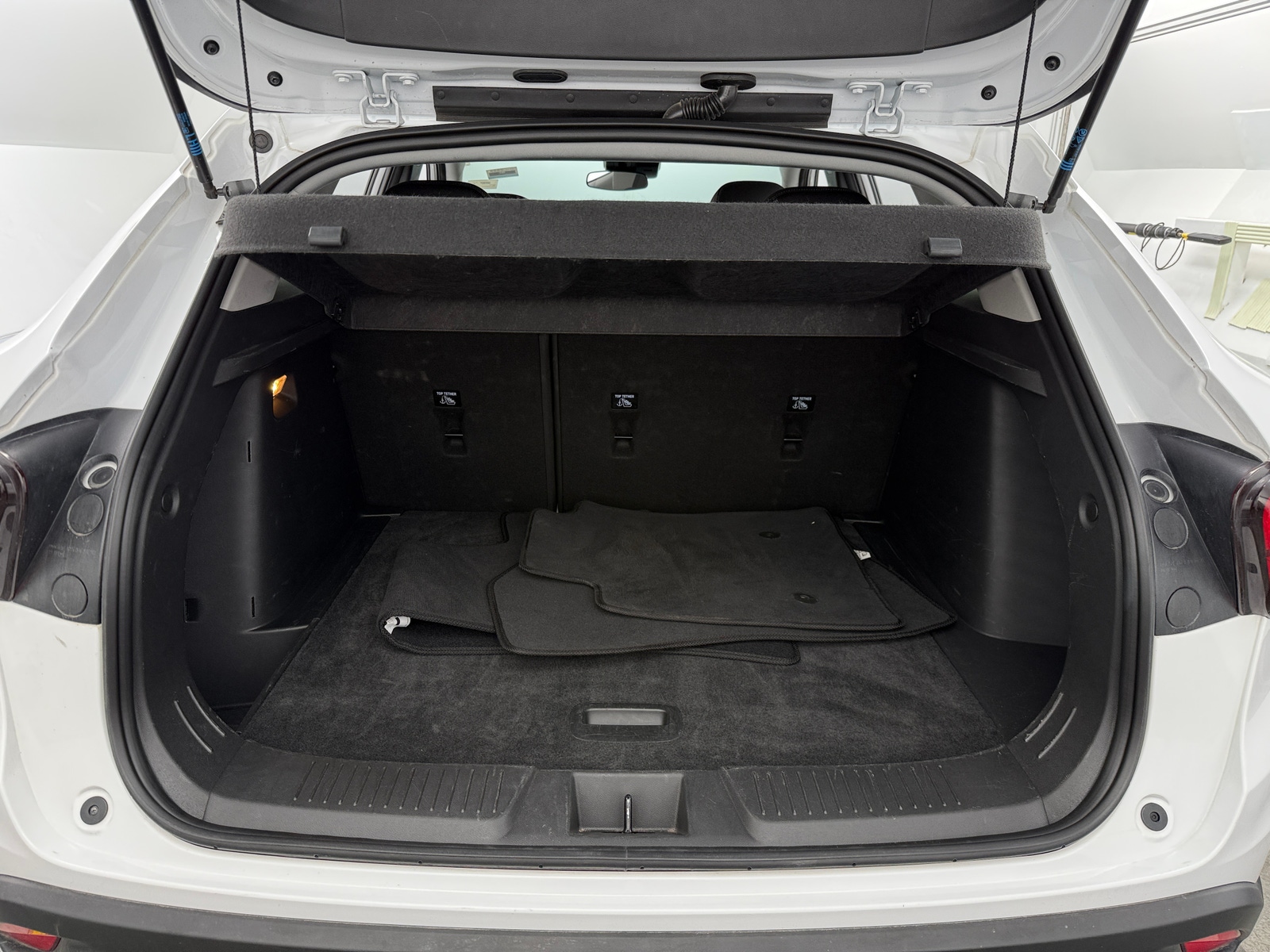 Thumbnail: 2025 Chevrolet Trax - 7