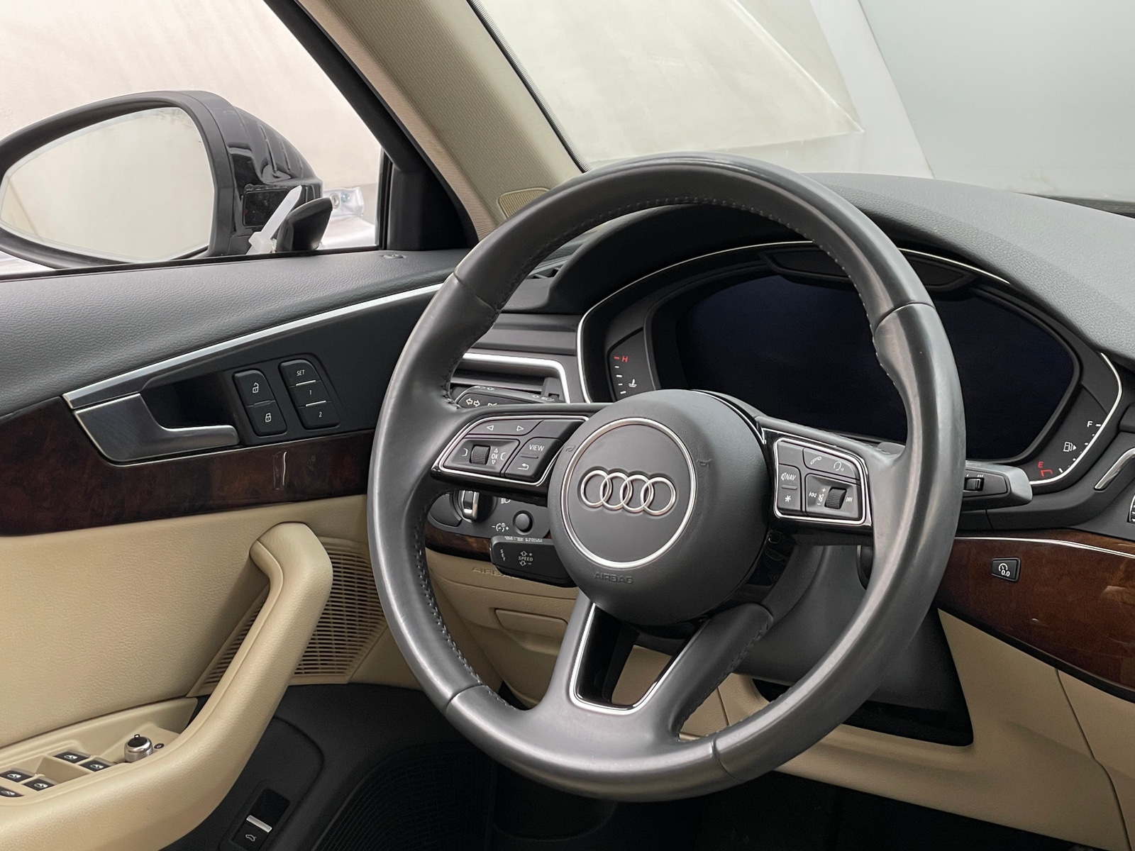 Thumbnail: 2018 Audi A4 - 4