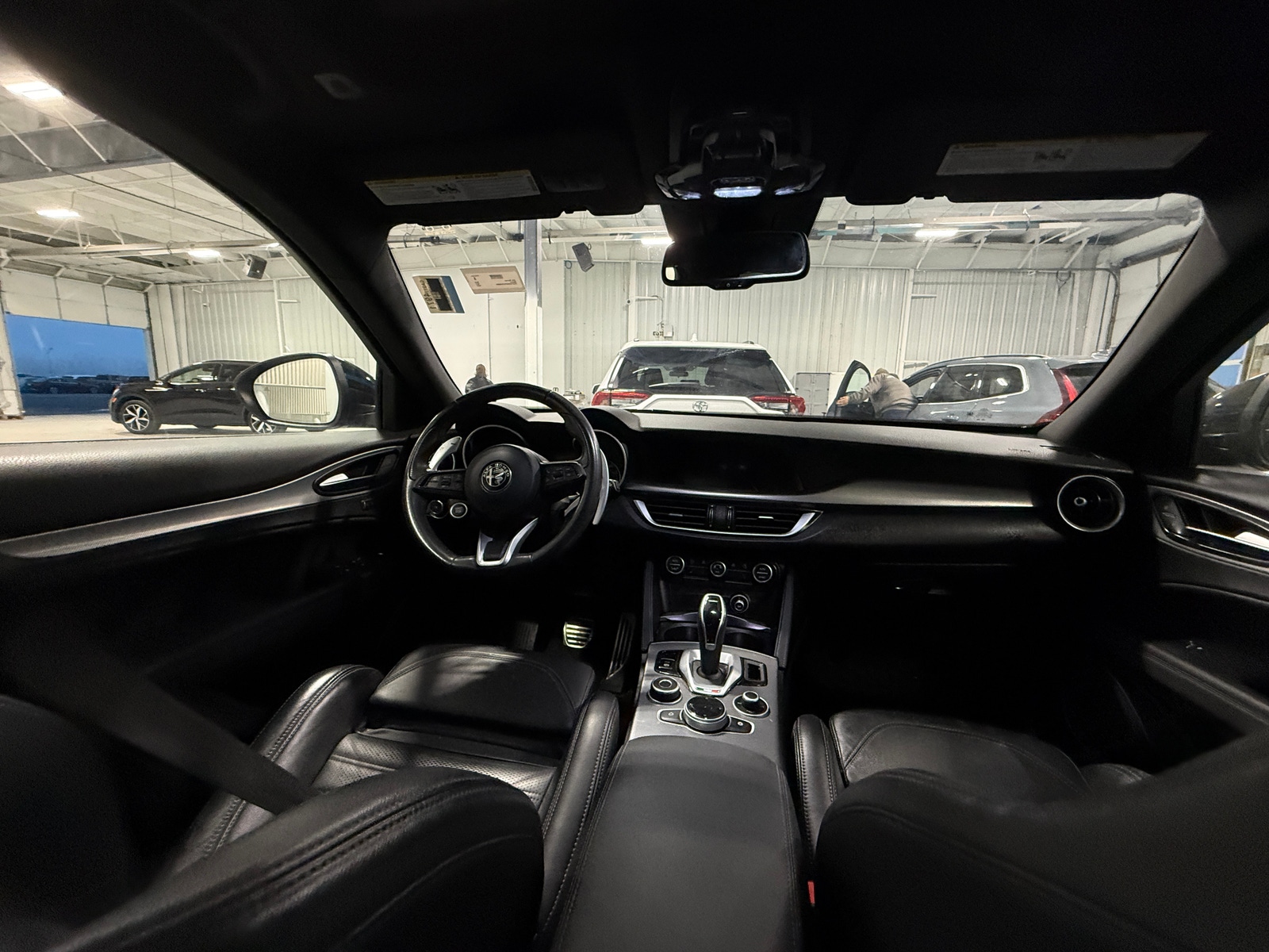 Thumbnail: 2022 Alfa Romeo Stelvio - 2