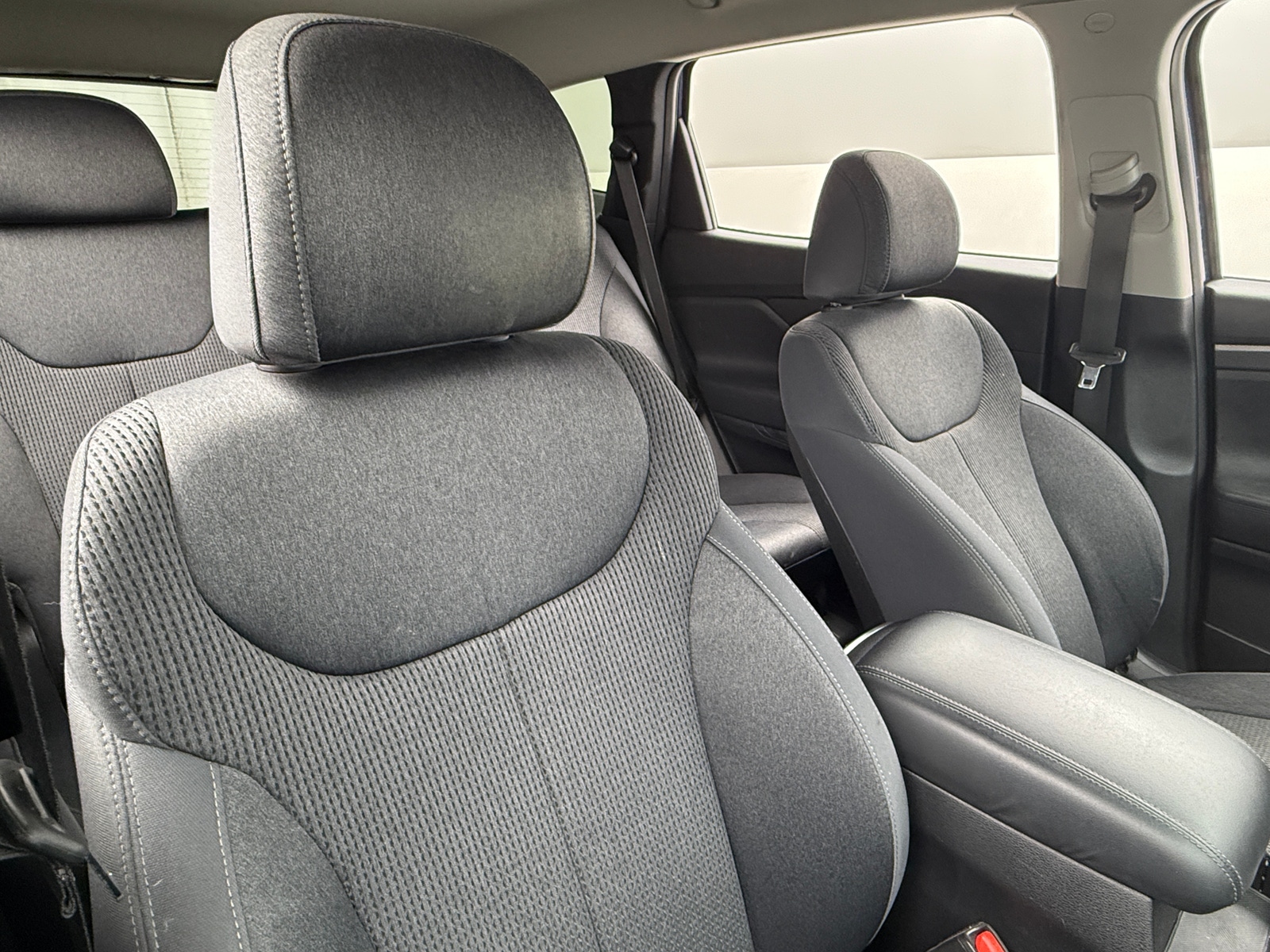 Thumbnail: 2020 Hyundai Santa Fe - 2