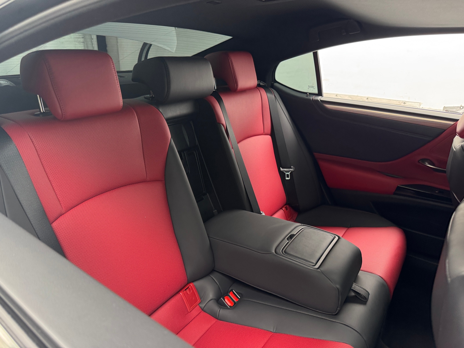 Thumbnail: 2023 Lexus ES - 5