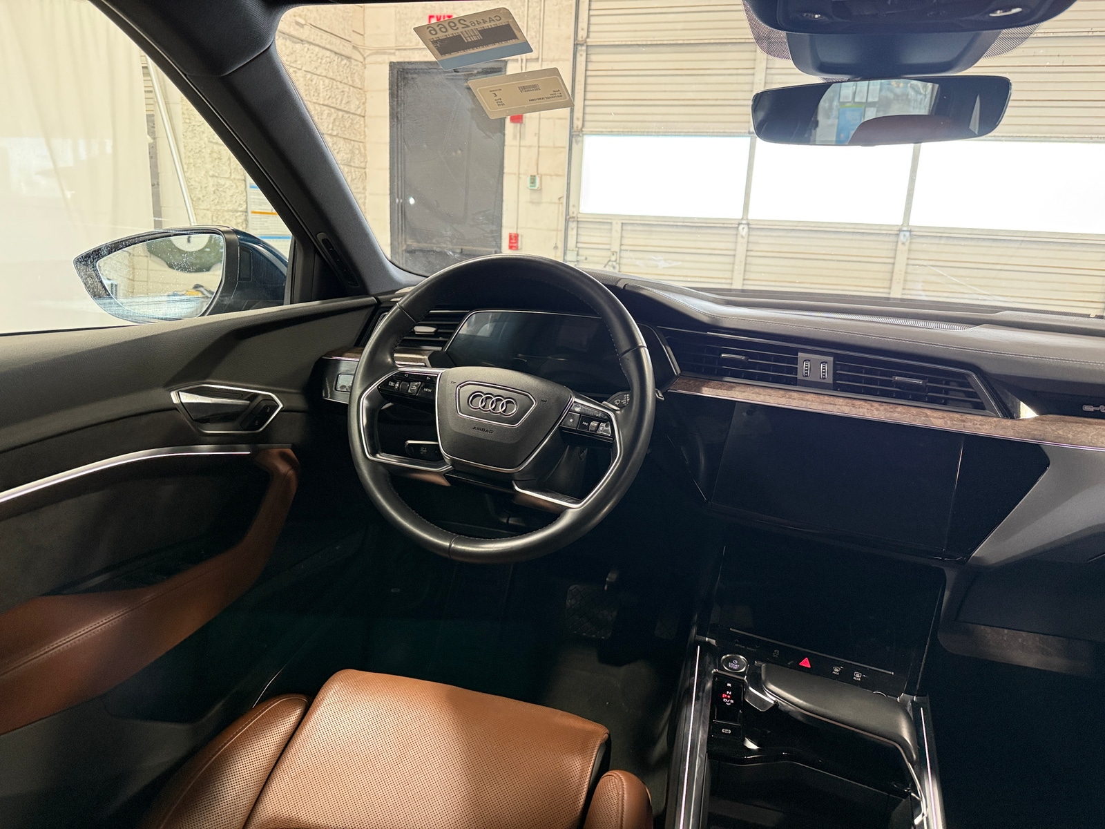 Thumbnail: 2019 Audi e-tron - 4