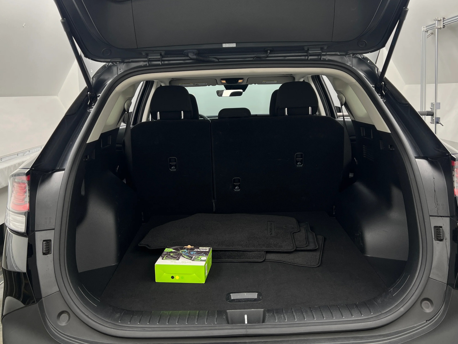 Thumbnail: 2025 Kia Sportage - 7