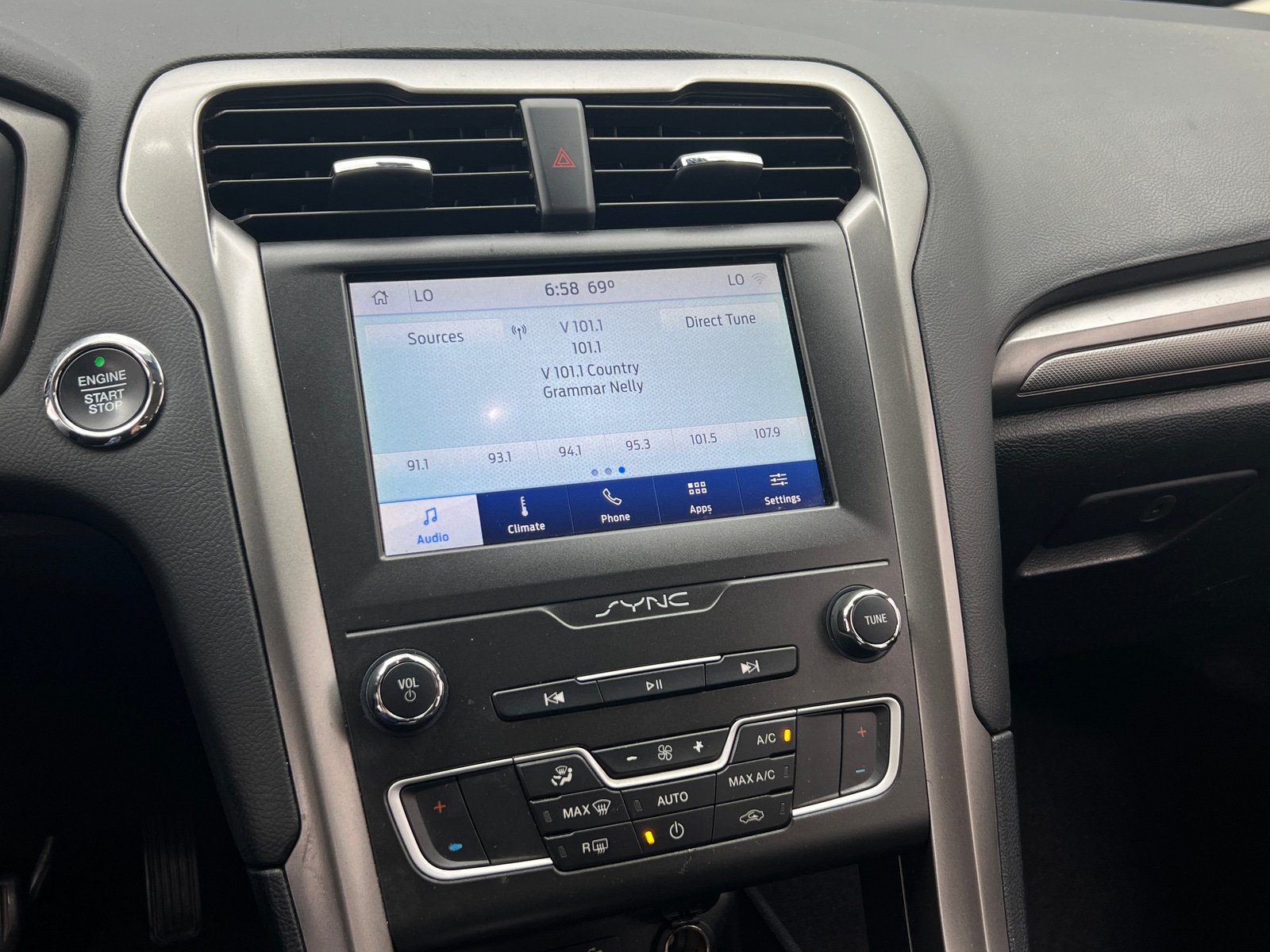 Thumbnail: 2020 Ford Fusion - 4