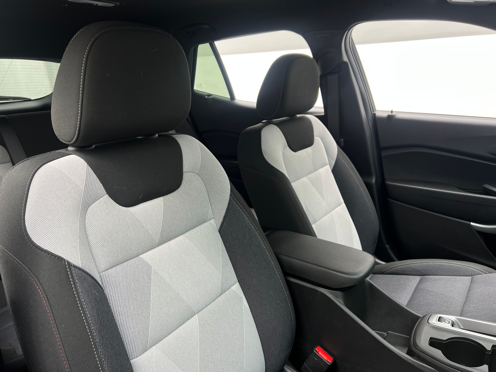 Thumbnail: 2025 Chevrolet Trax - 2