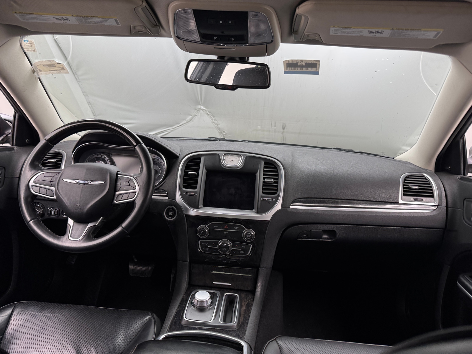 Thumbnail: 2019 Chrysler 300 - 2