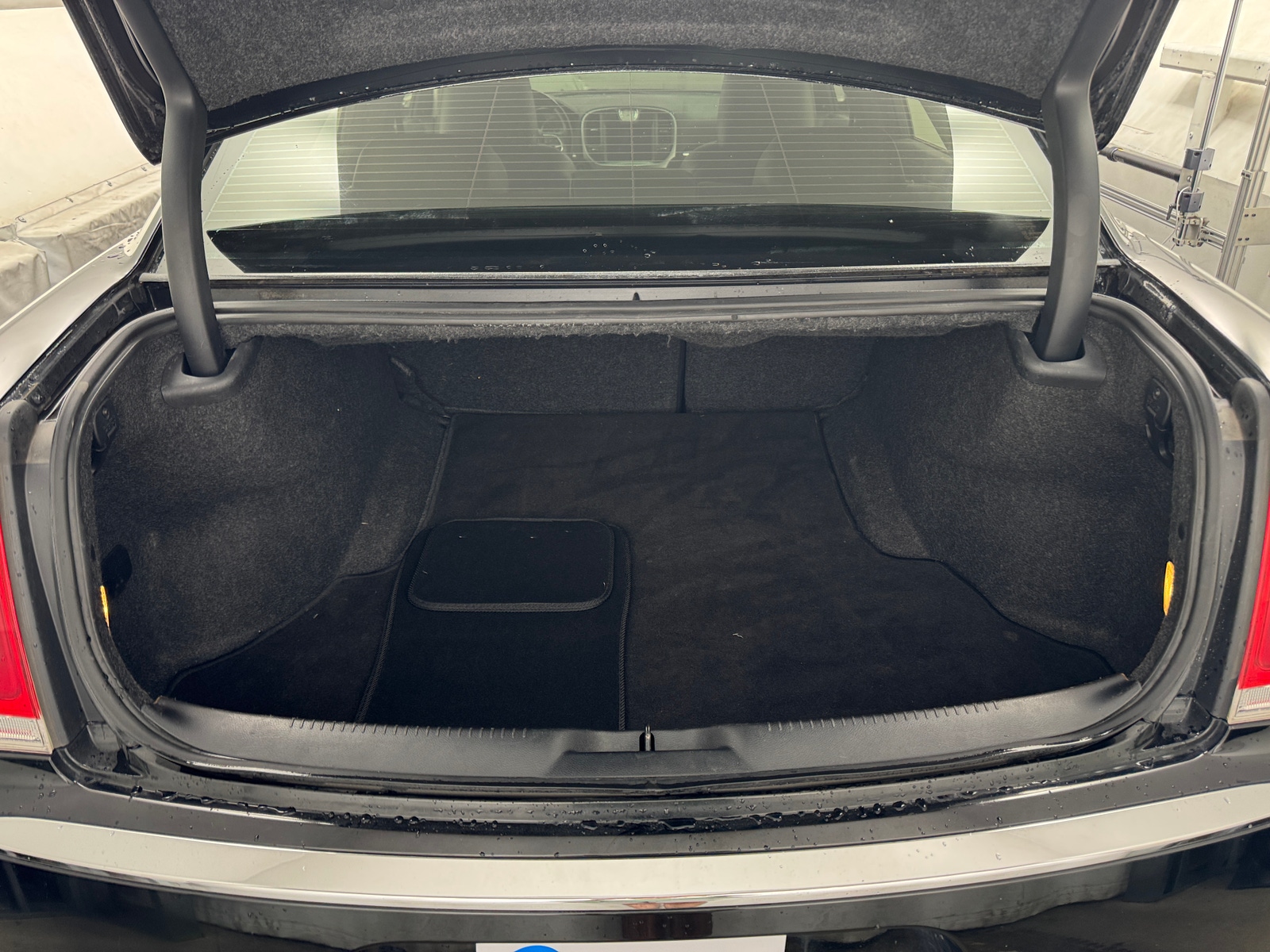 Thumbnail: 2019 Chrysler 300 - 6