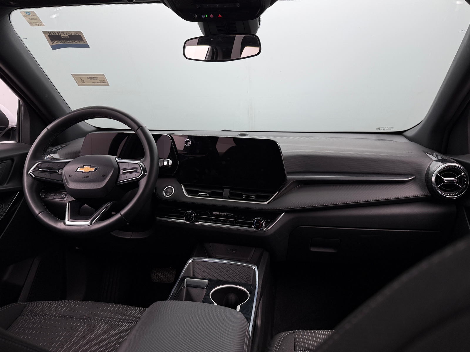 Thumbnail: 2025 Chevrolet Equinox - 3