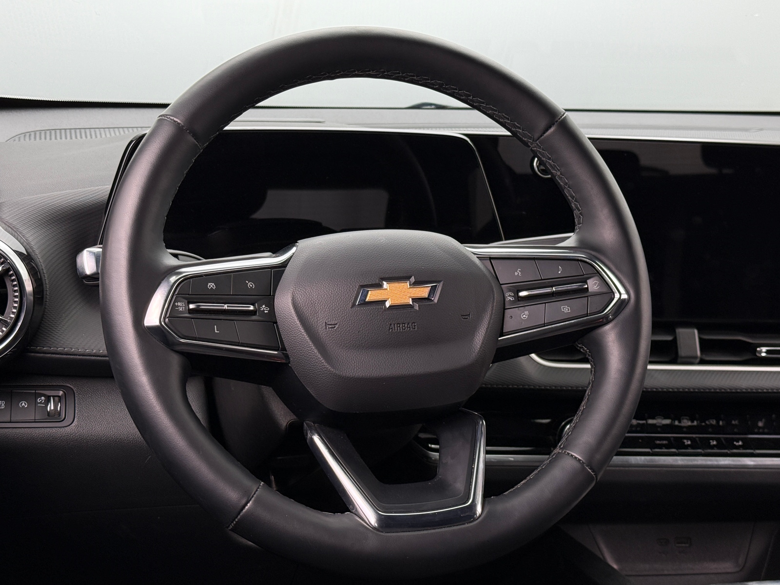 Thumbnail: 2025 Chevrolet Equinox - 5