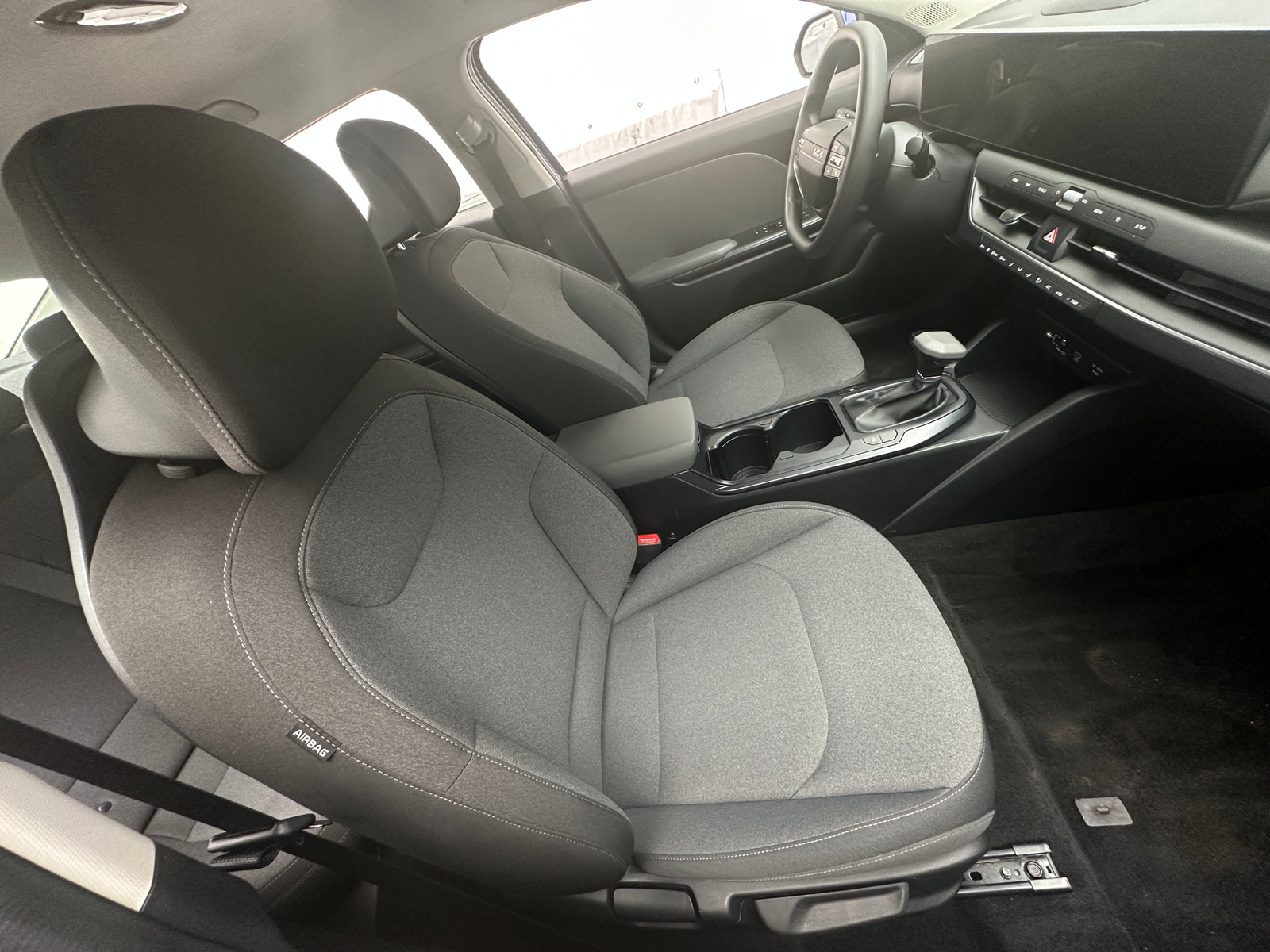 Thumbnail: 2025 Kia K4 - 2