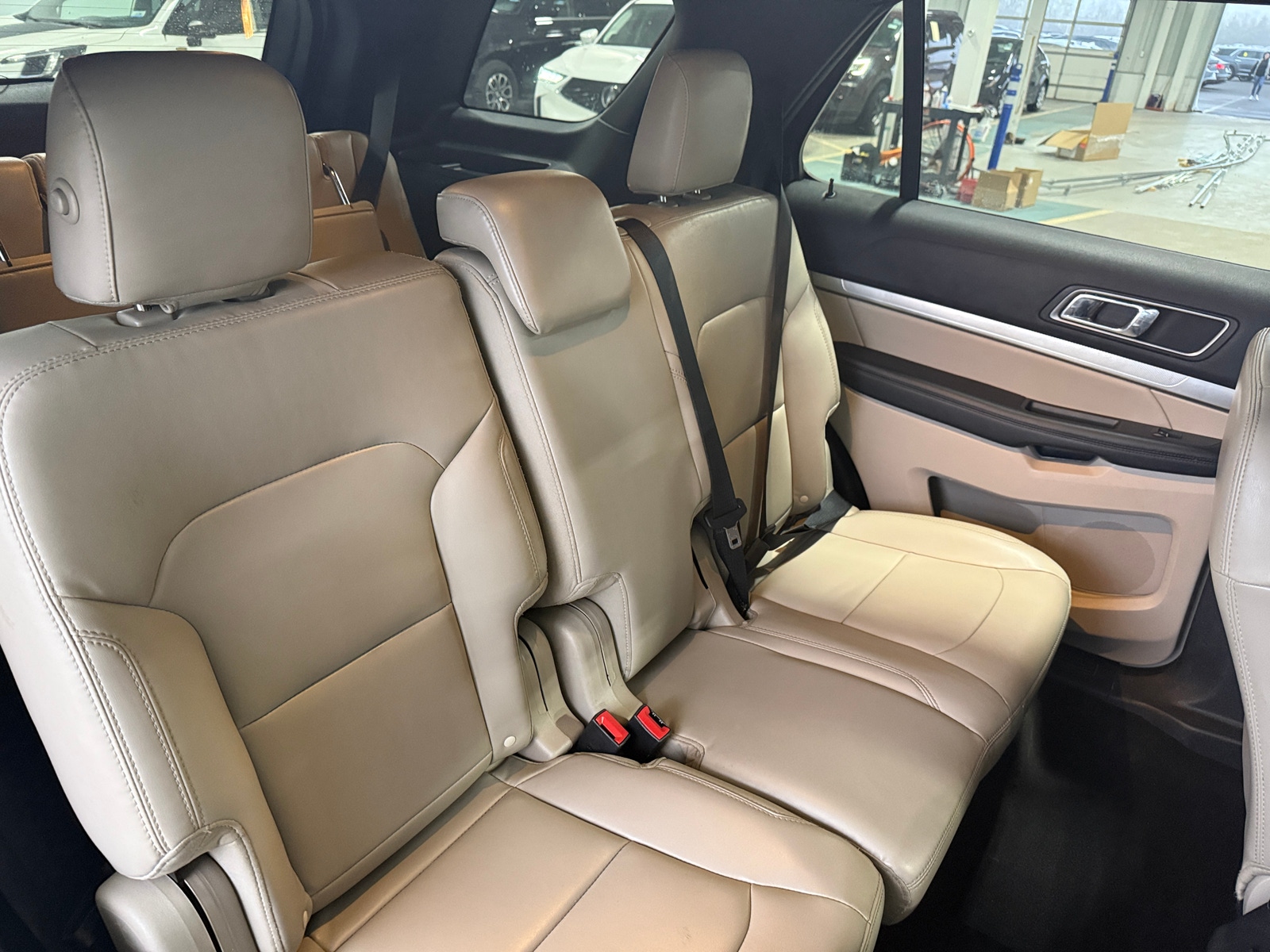 Thumbnail: 2019 Ford Explorer - 6