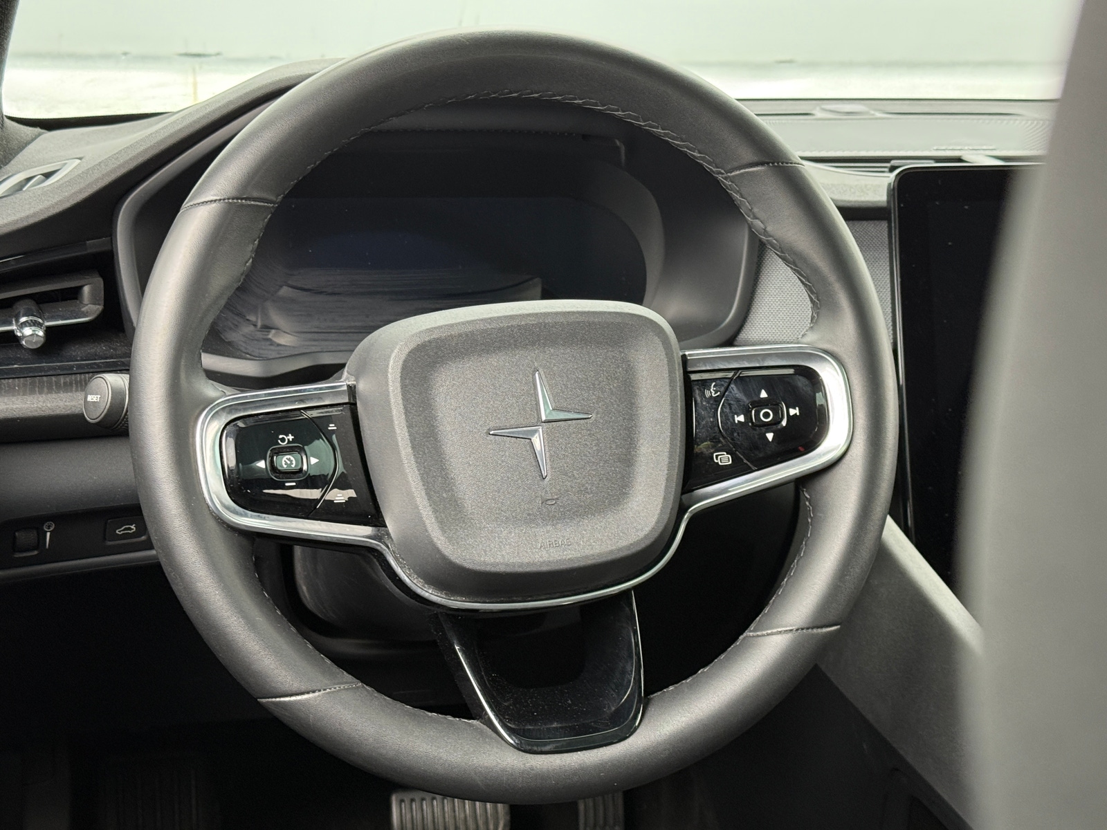 Thumbnail: 2021 Polestar 2 - 5