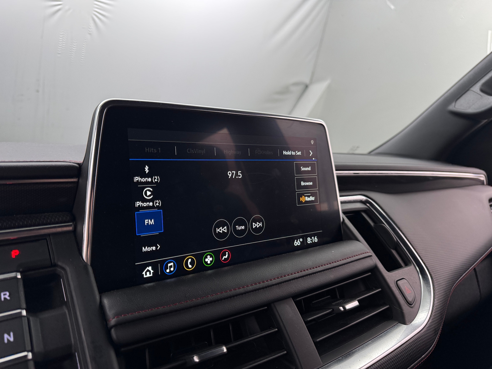 Thumbnail: 2021 Chevrolet Tahoe - 3