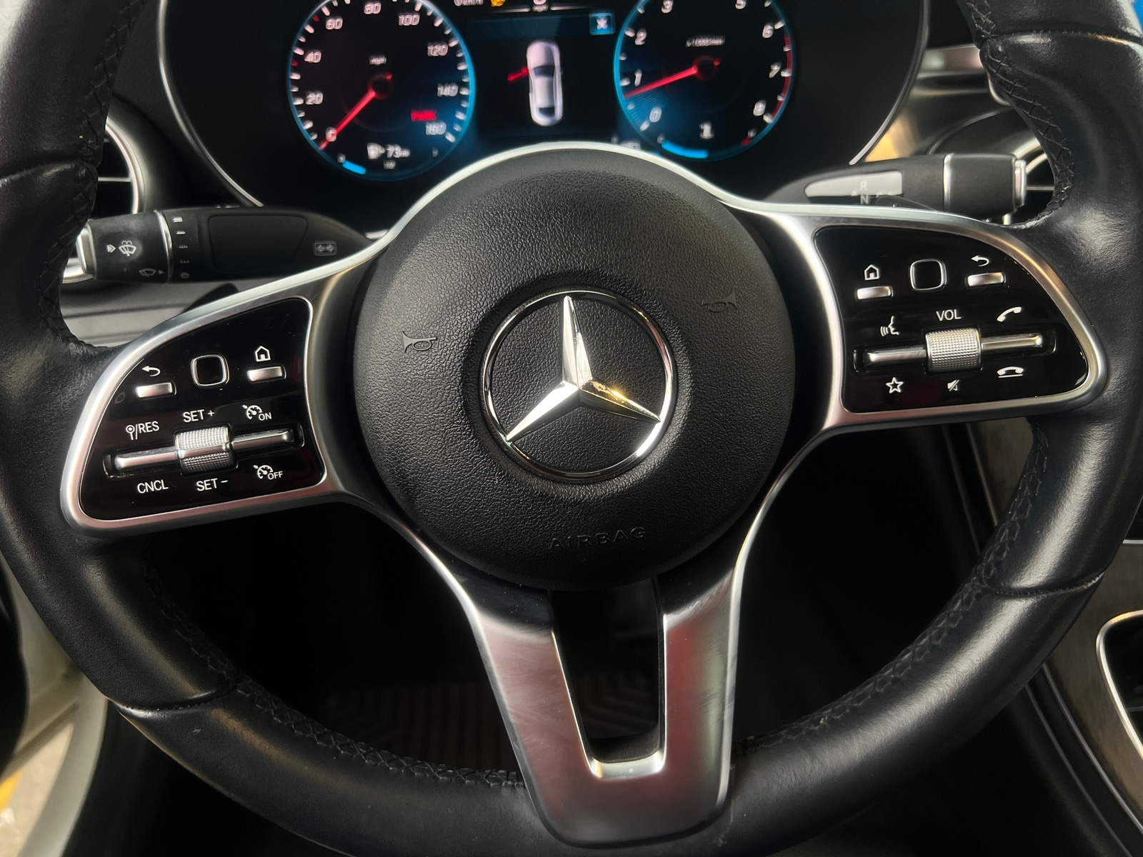 Thumbnail: 2022 Mercedes-Benz C-Class - 3