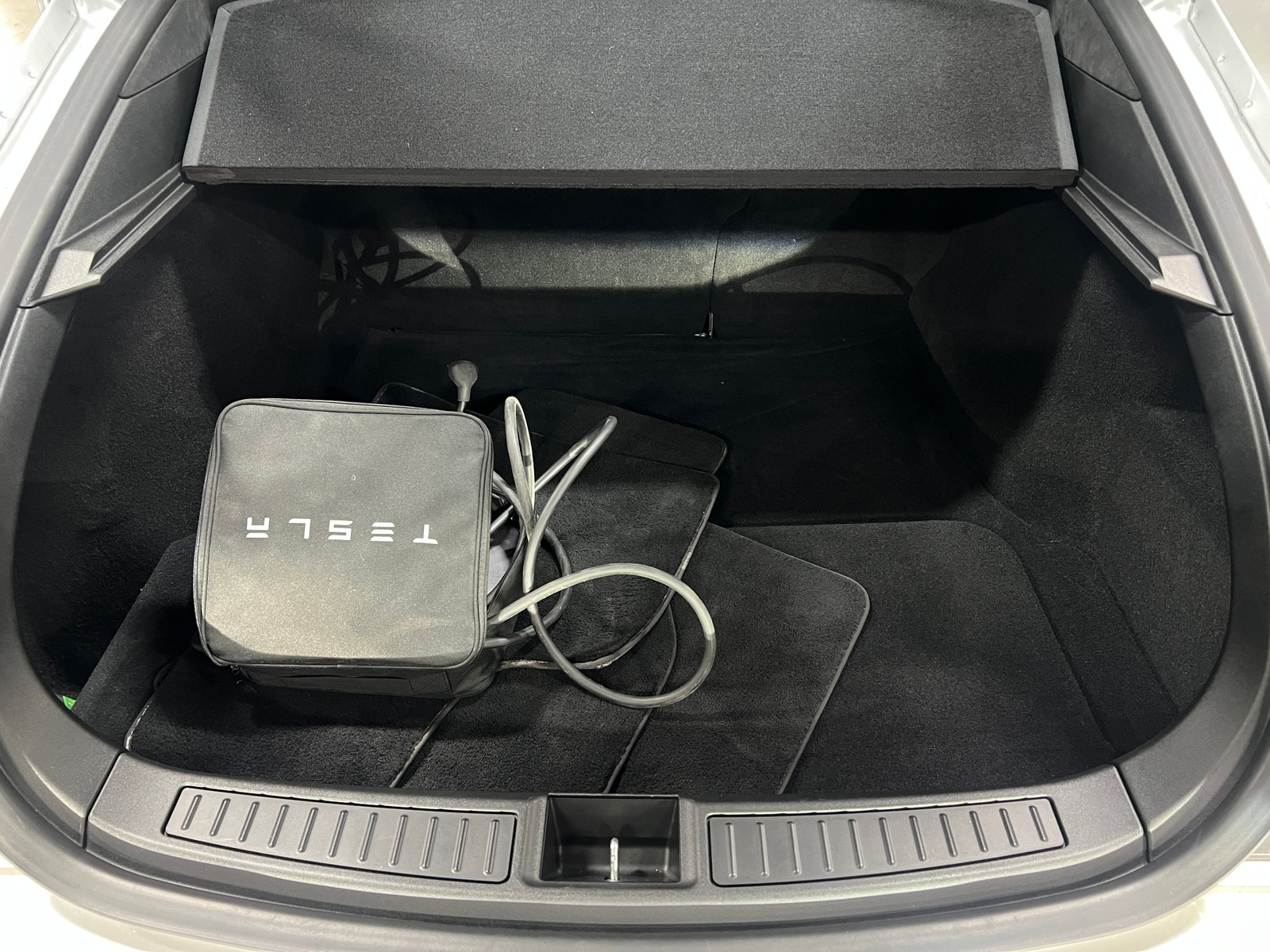 Thumbnail: 2016 Tesla Model S - 6