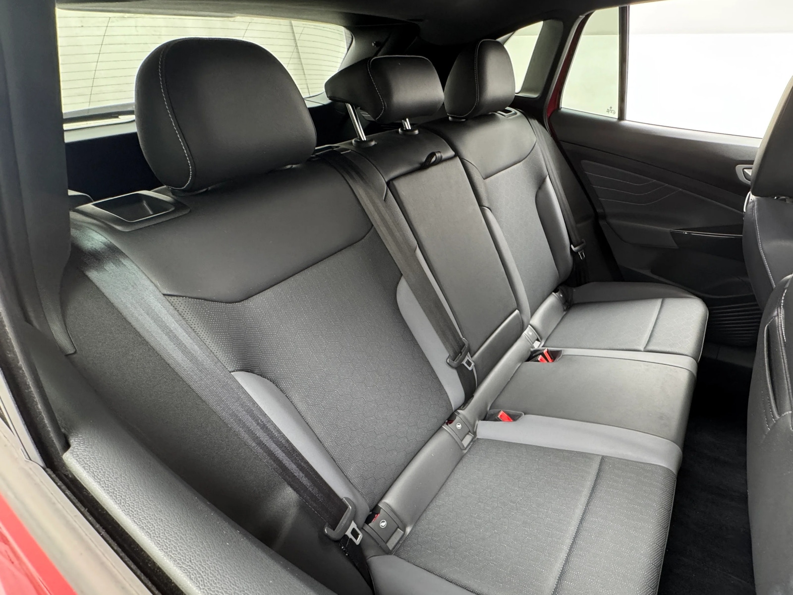 Thumbnail: 2023 Volkswagen ID.4 - 5