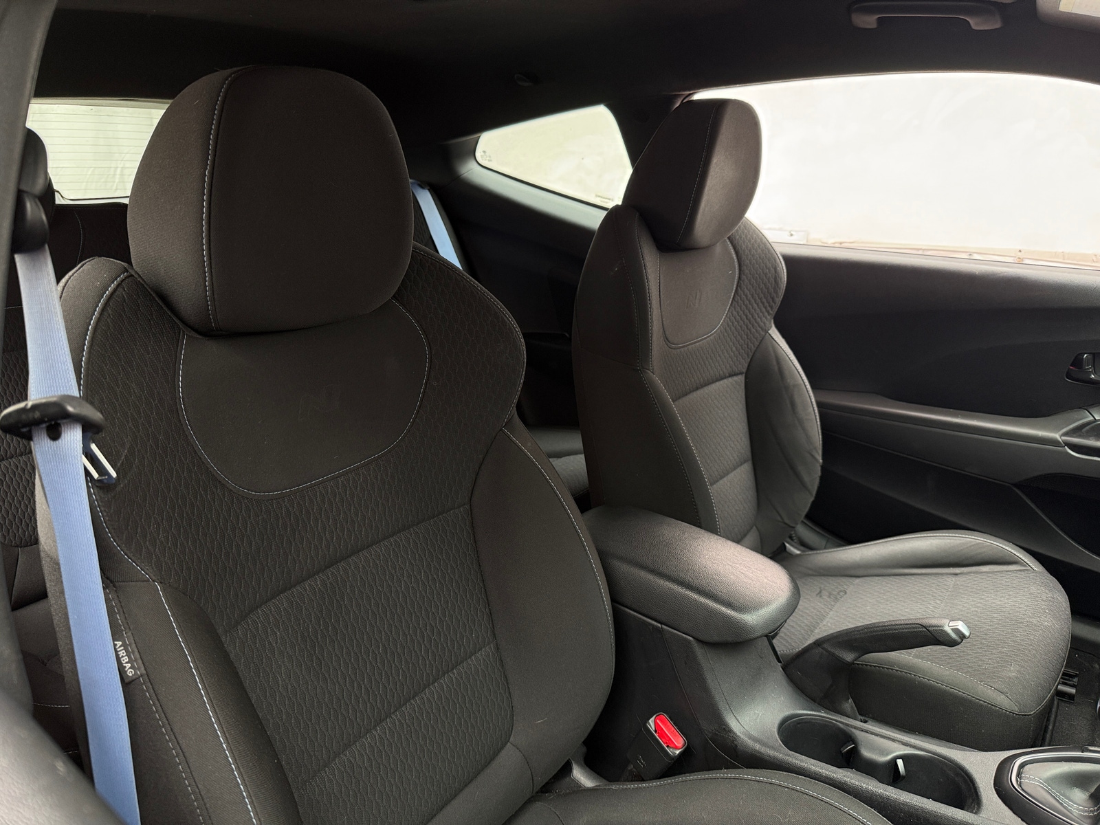 Thumbnail: 2020 Hyundai Veloster - 2