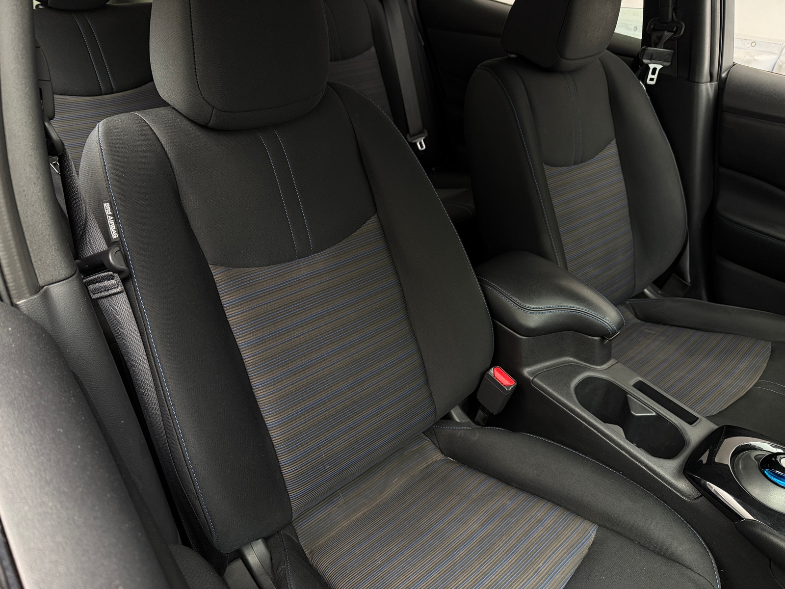 Thumbnail: 2021 Nissan Leaf - 2