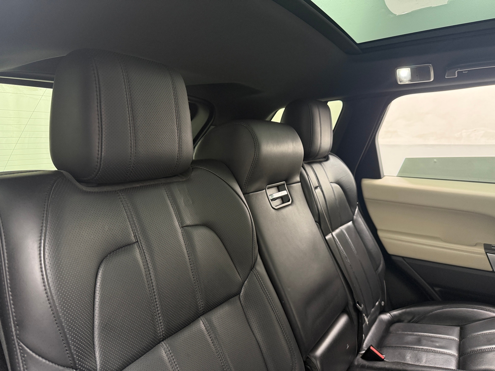 Thumbnail: 2017 Land Rover Range Rover Sport - 5