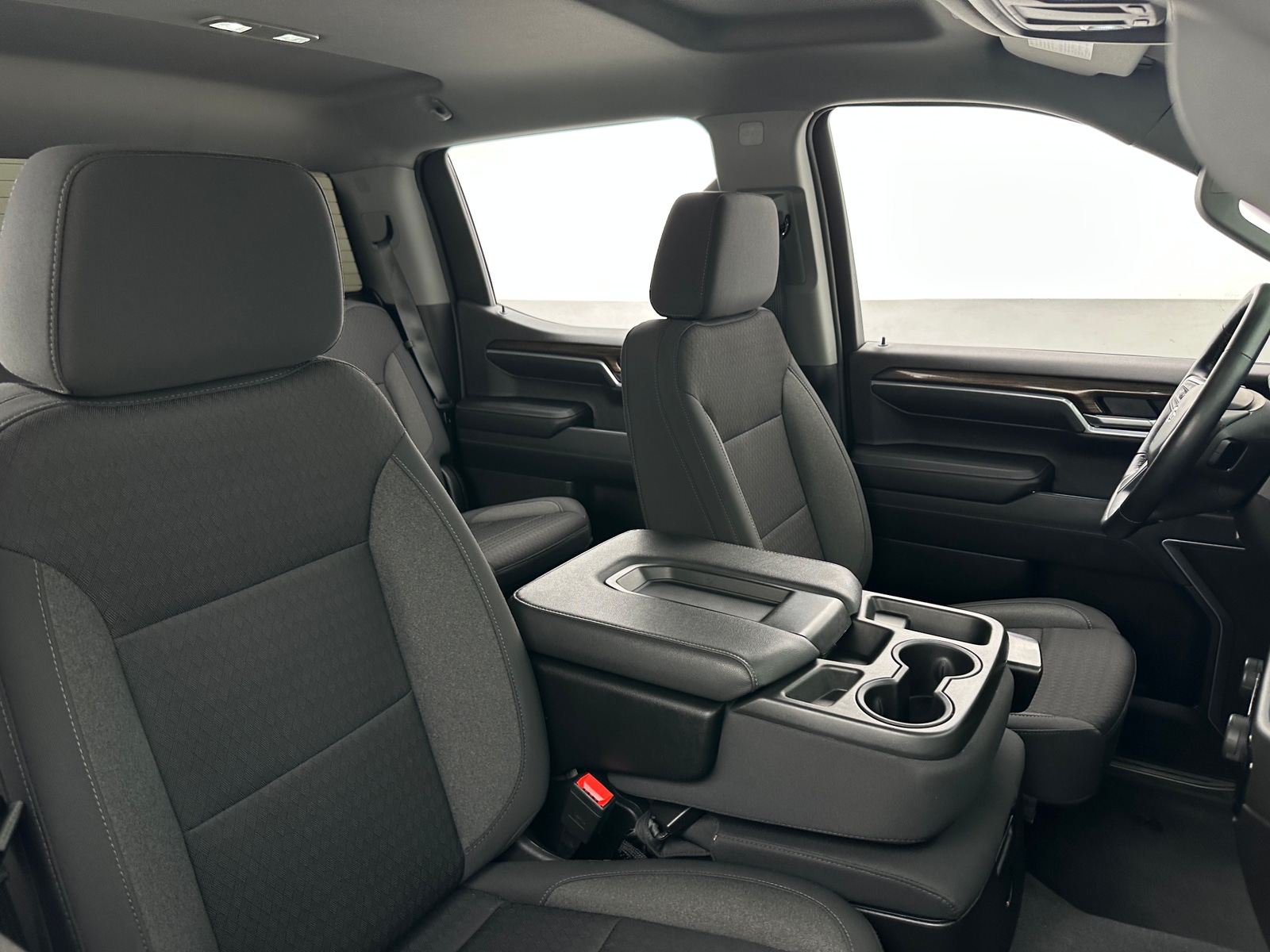 Thumbnail: 2022 Chevrolet Silverado 1500 - 2