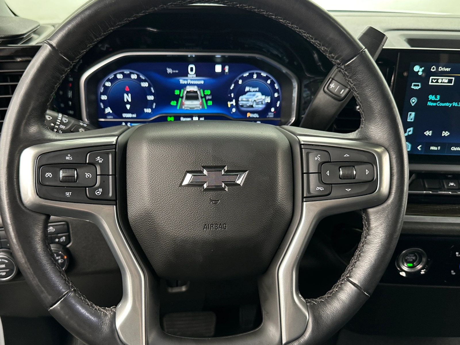 Thumbnail: 2022 Chevrolet Silverado 1500 - 5