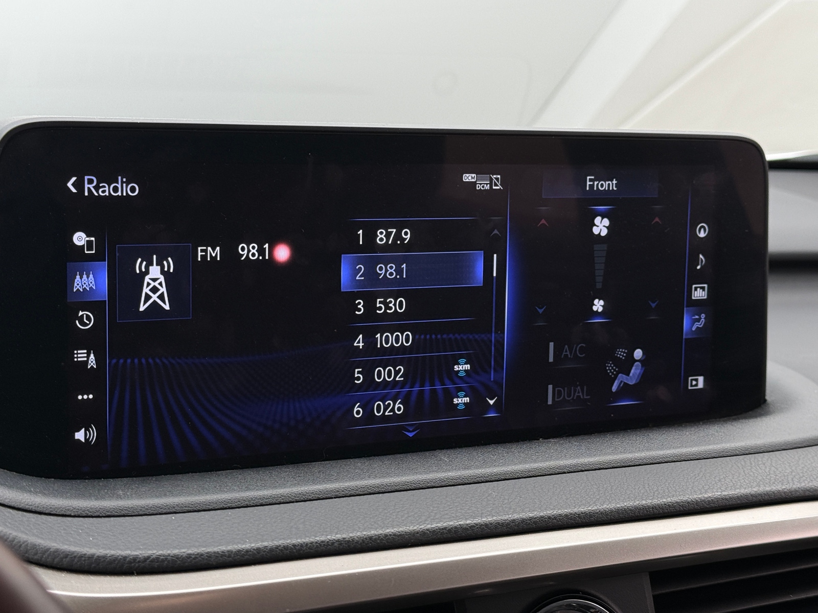 Thumbnail: 2021 Lexus RX - 3