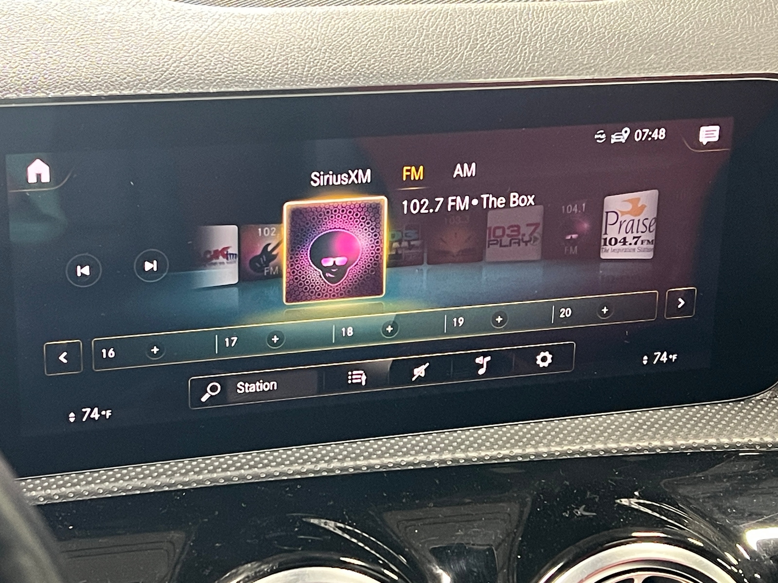 Thumbnail: 2021 Mercedes-Benz CLA - 3