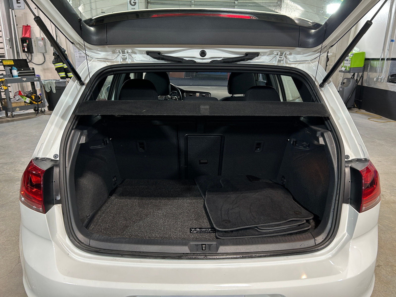 Thumbnail: 2017 Volkswagen Golf - 7