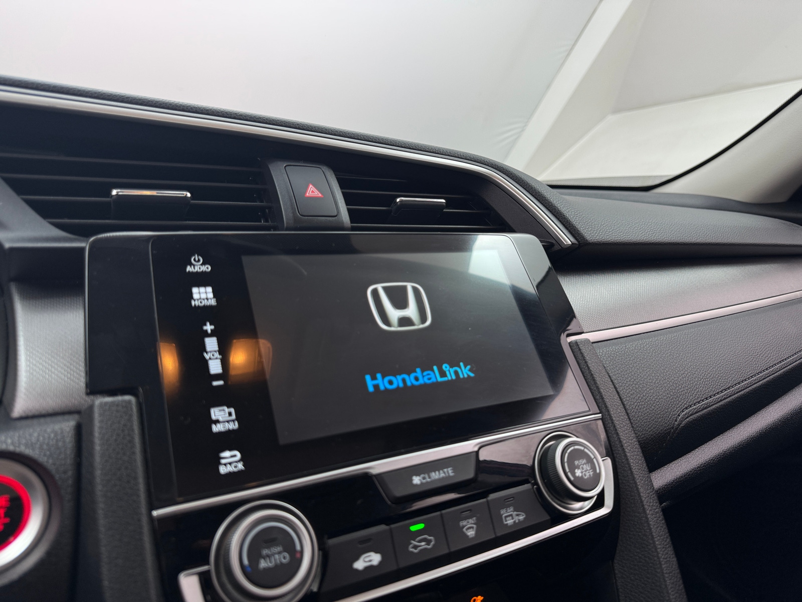 Thumbnail: 2017 Honda Civic - 4